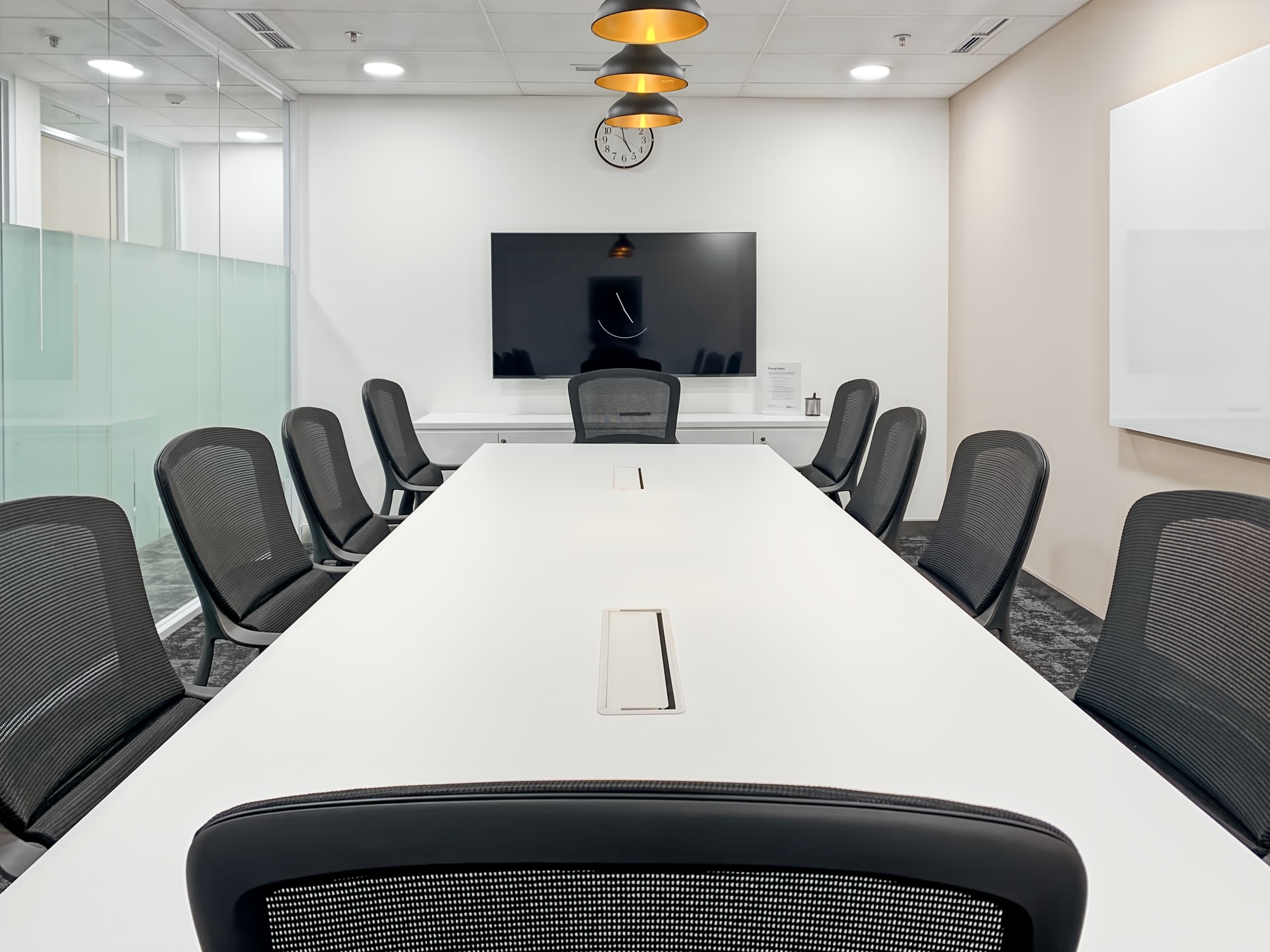 Jakarta , Regus Sinarmas Land Plaza Tower 1 image 5