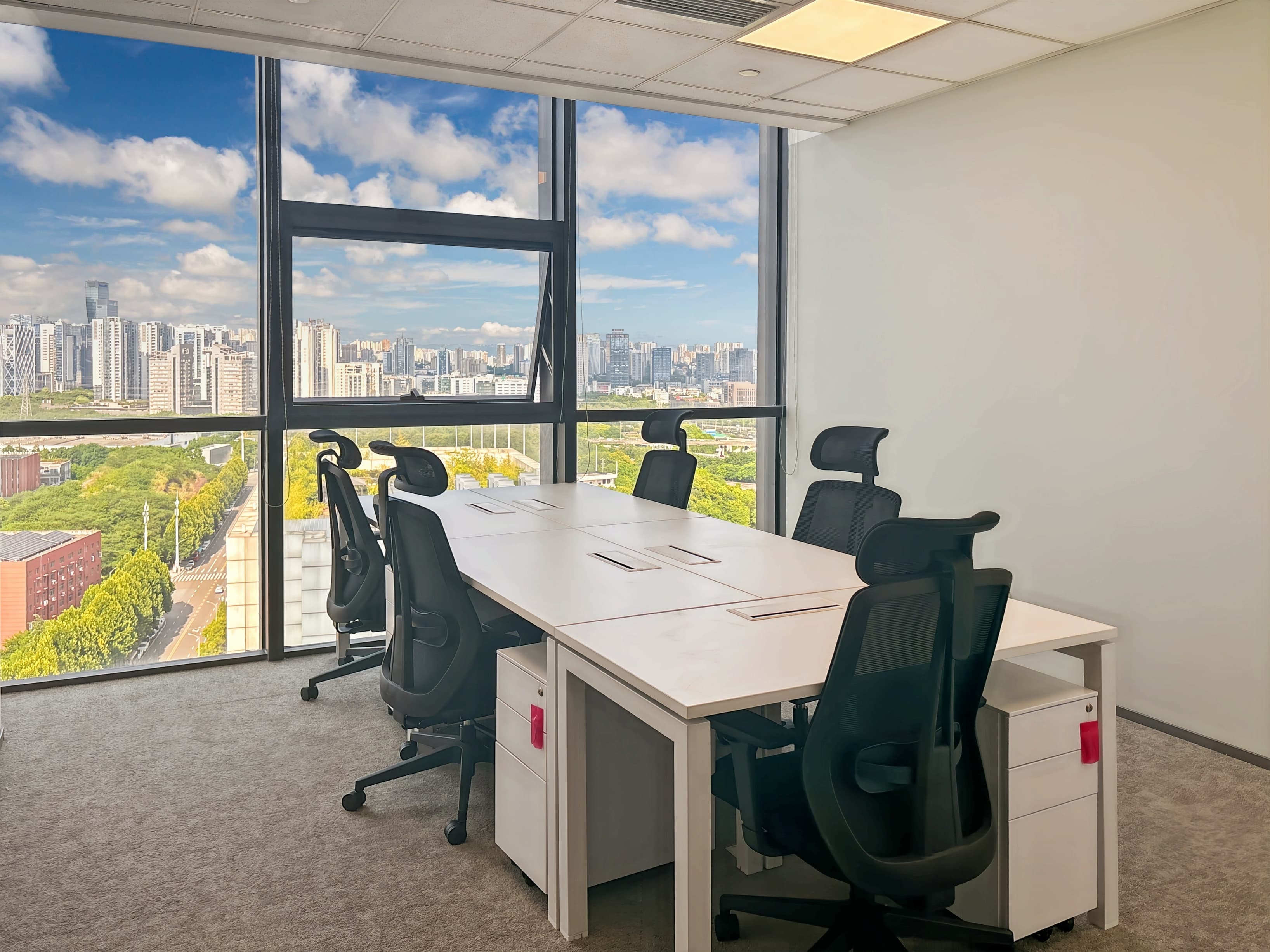 Chongqing, Weiyi Center image 11