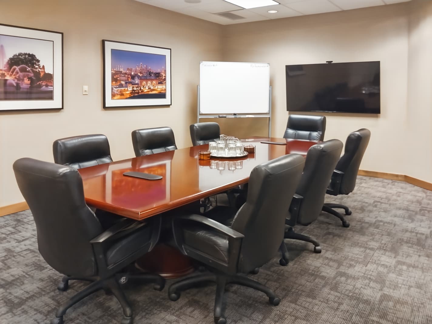 KS, Overland Park - Metcalf Avenue image 4