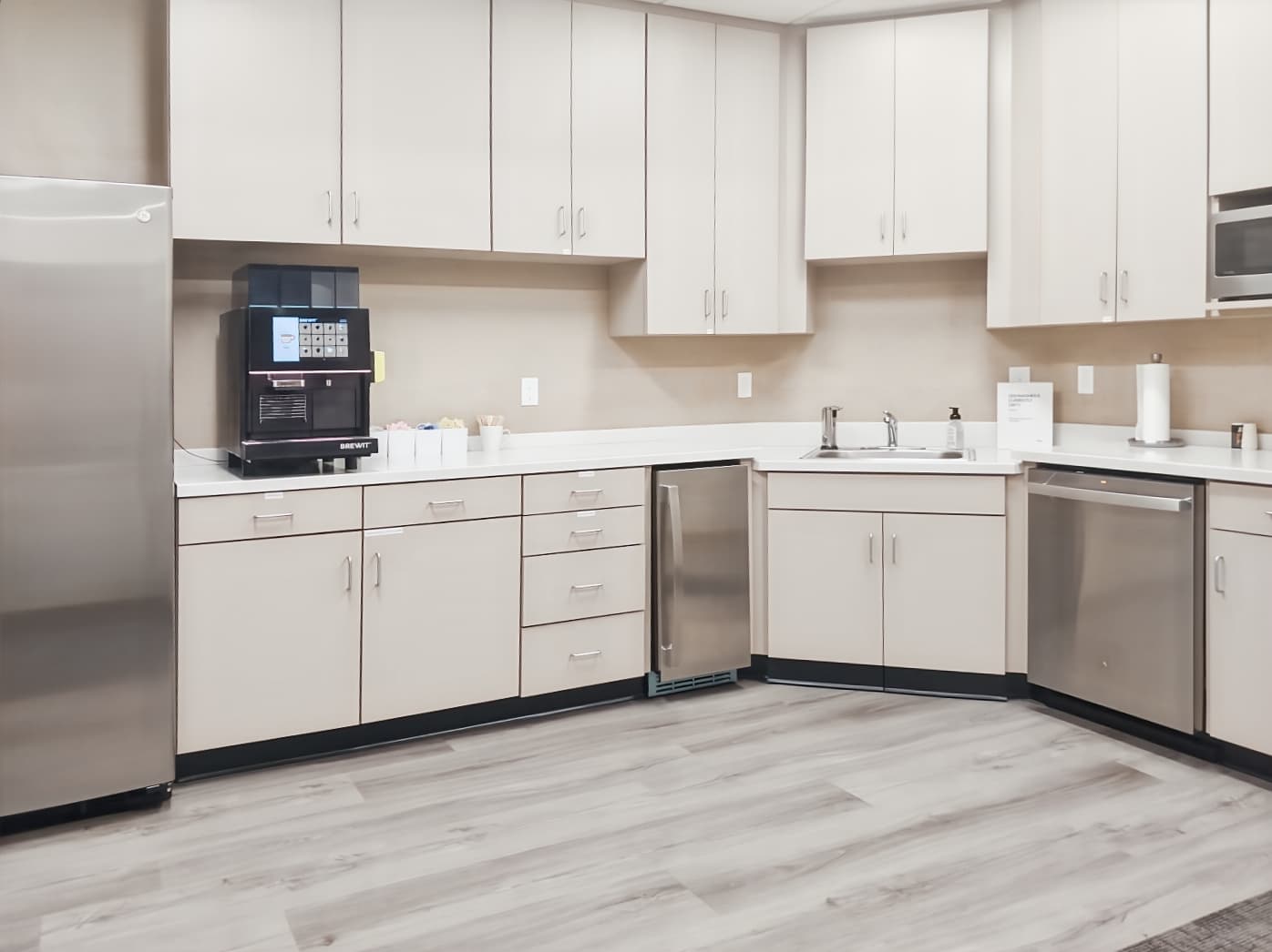 KS, Overland Park - Metcalf Avenue image 8