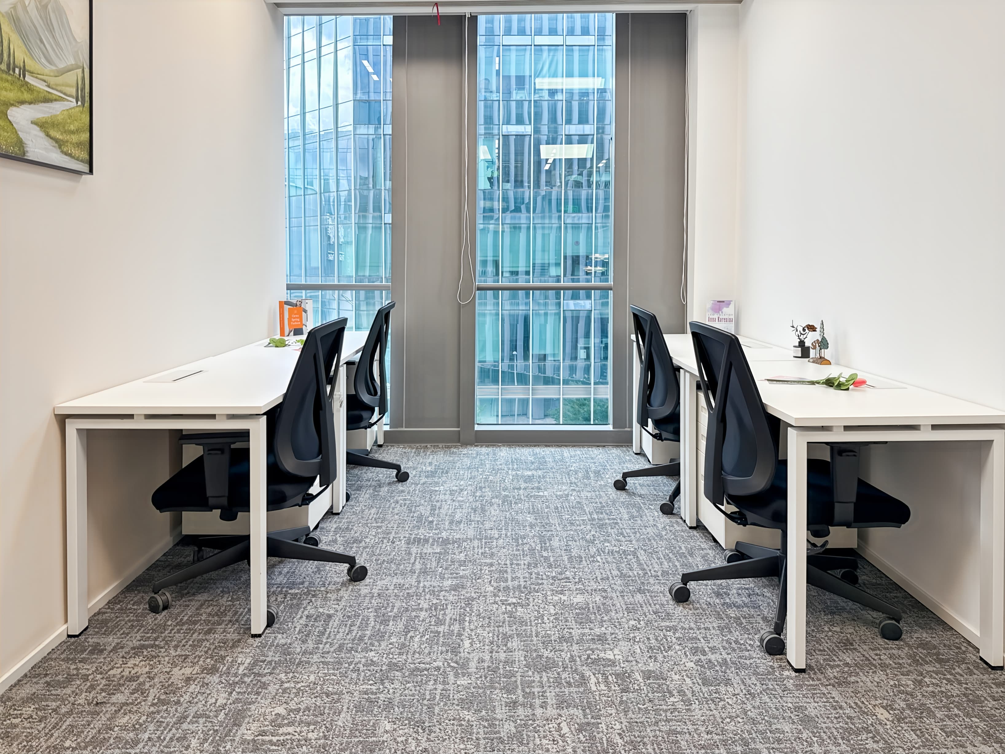 Shanghai, Hongqiao Vanke Center image 2 Shanghai, Hongqiao Vanke Center image 2