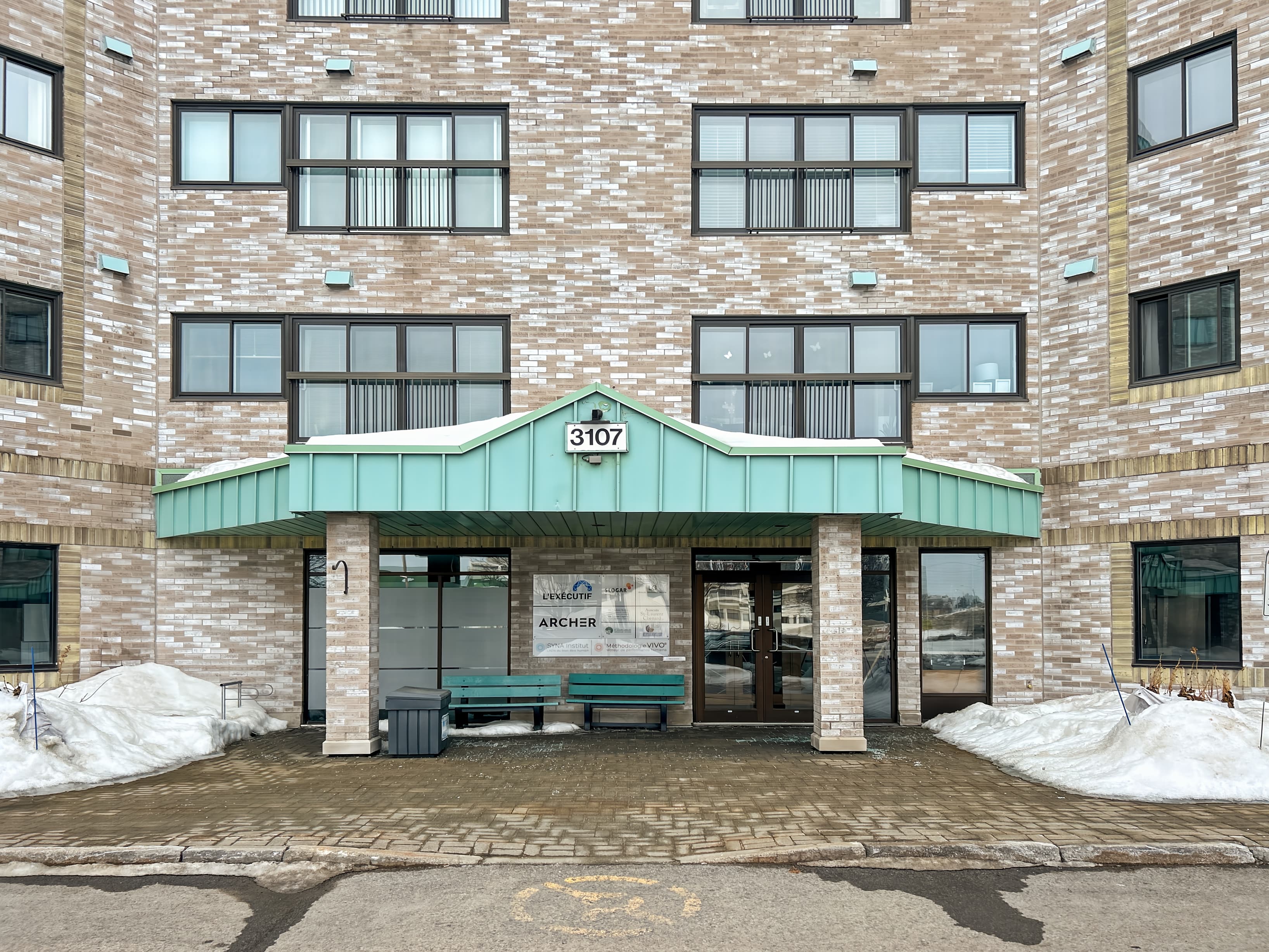 QC, Ste-Foy - Ave Des Hotels image 11