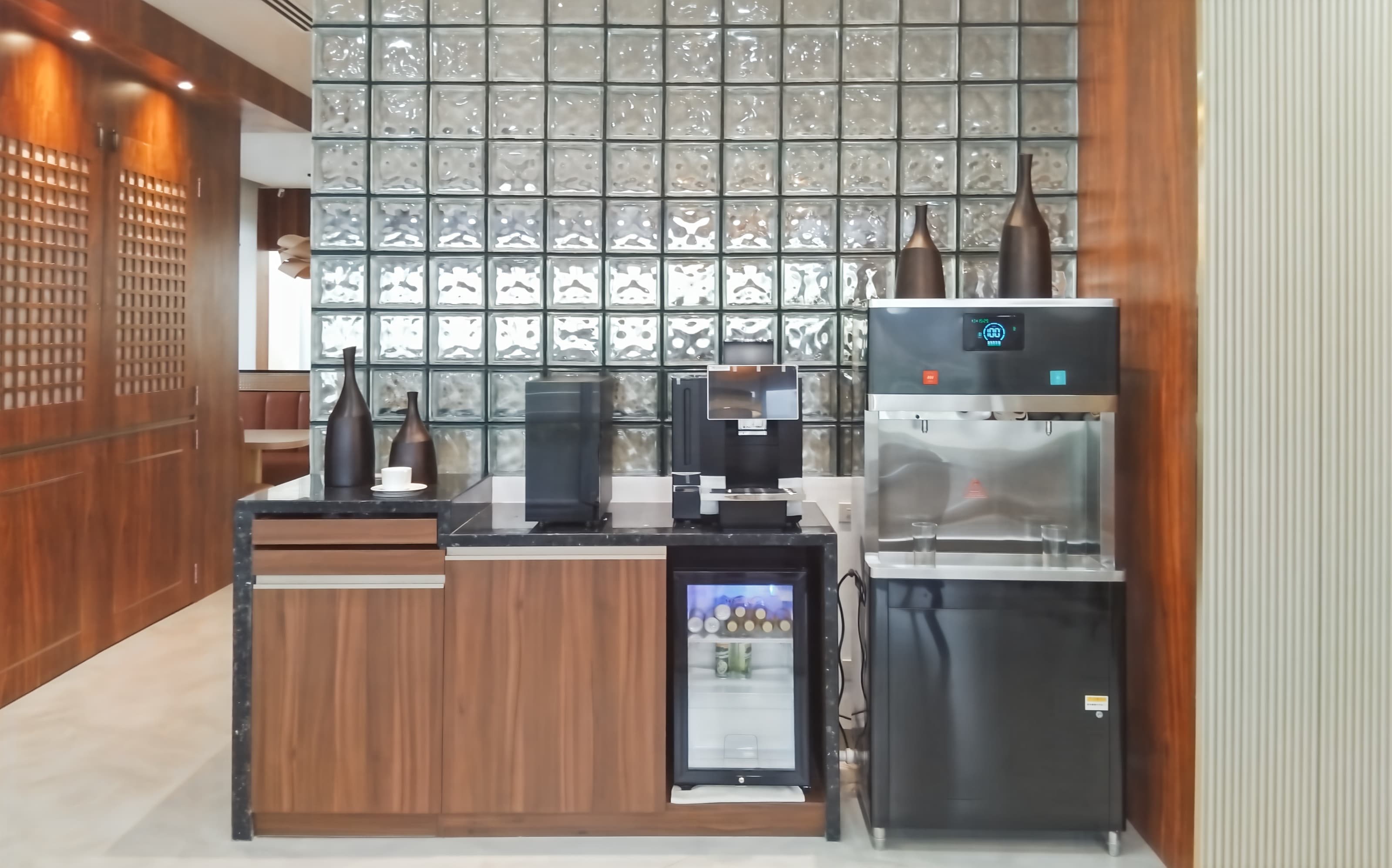 HQ Cebu Exchange Tower image 2