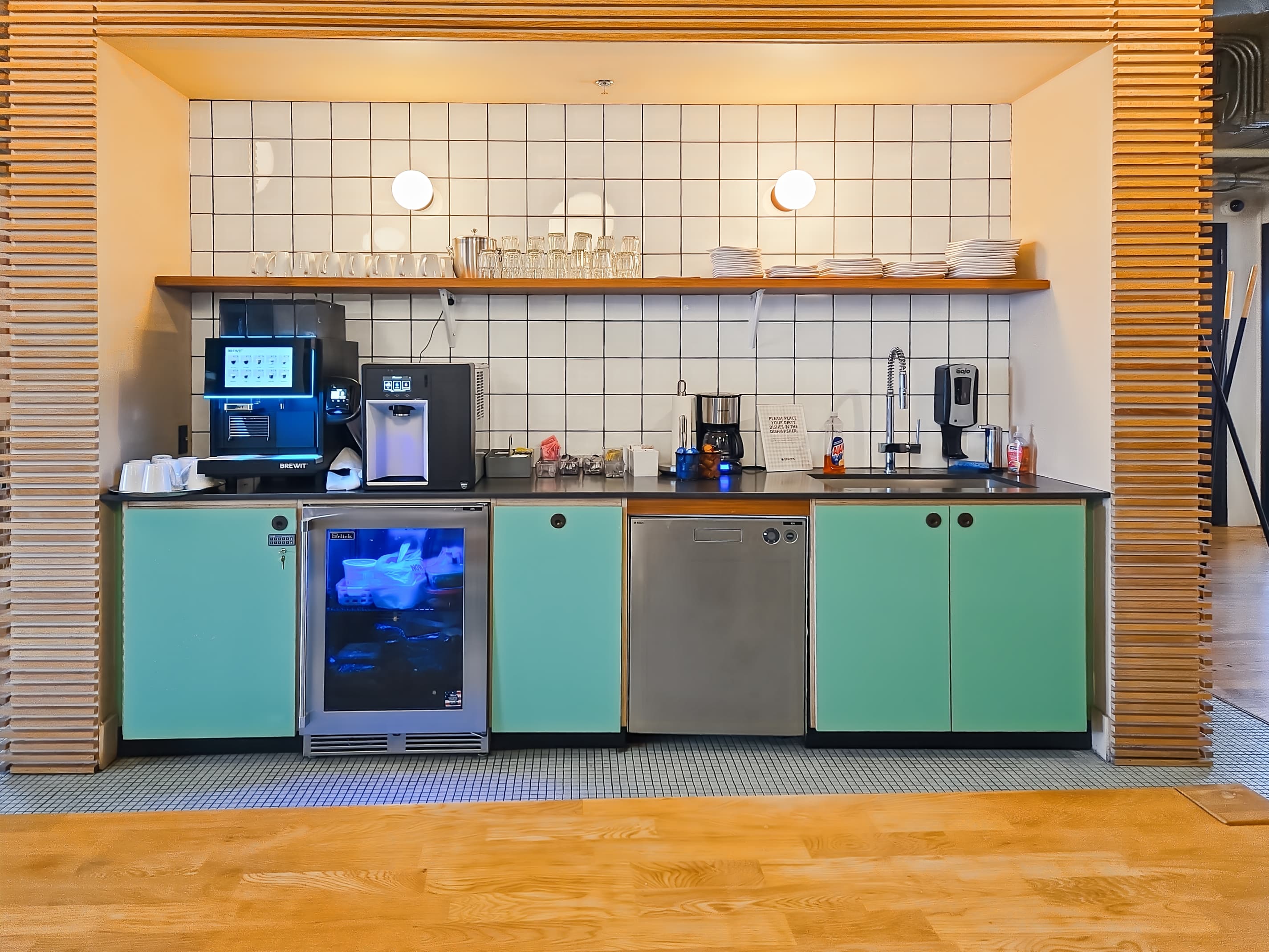 MO, Kansas City - Walnut Street image 9