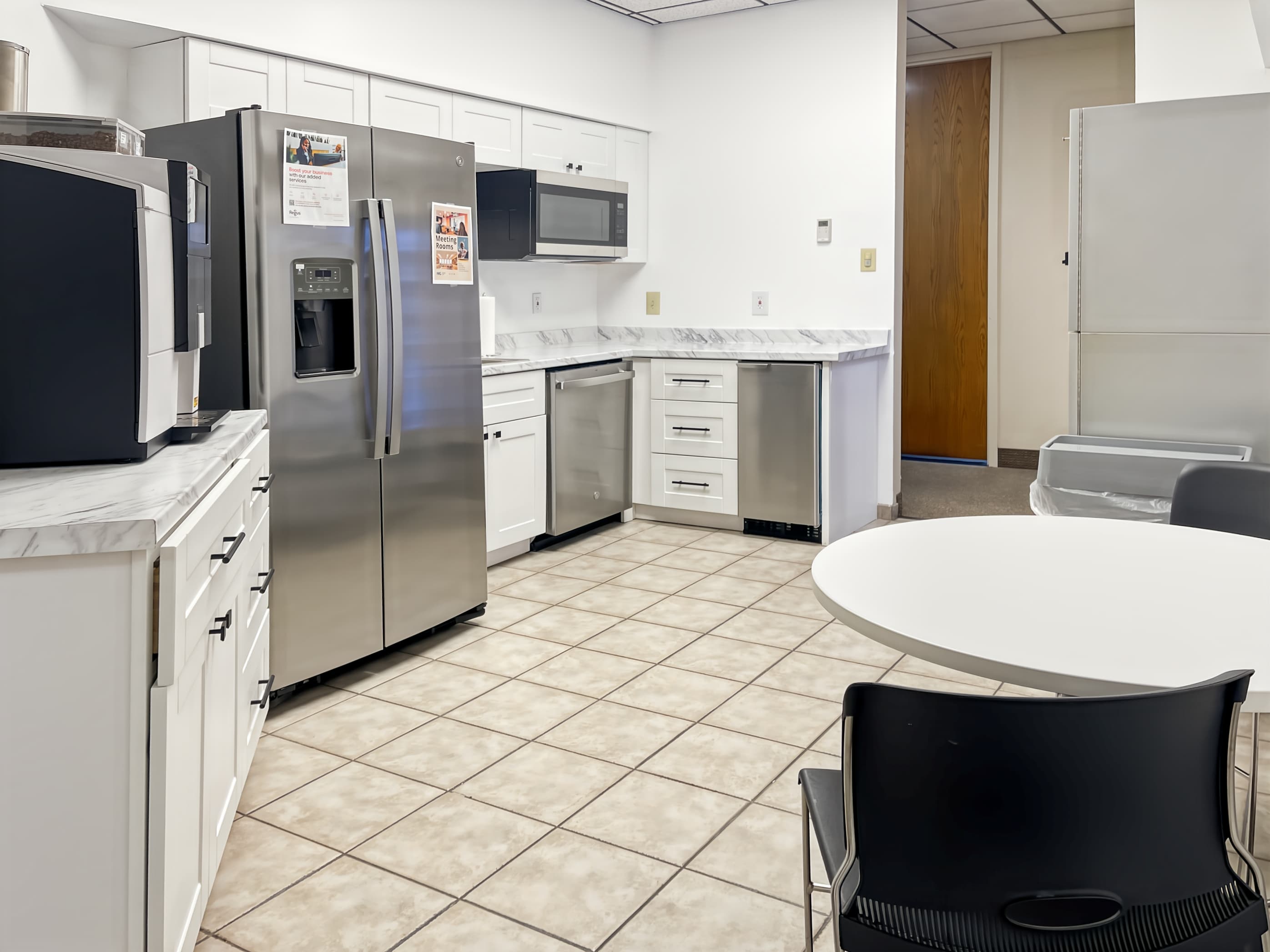 TX, Bedford - 1600 Airport Freeway image 4