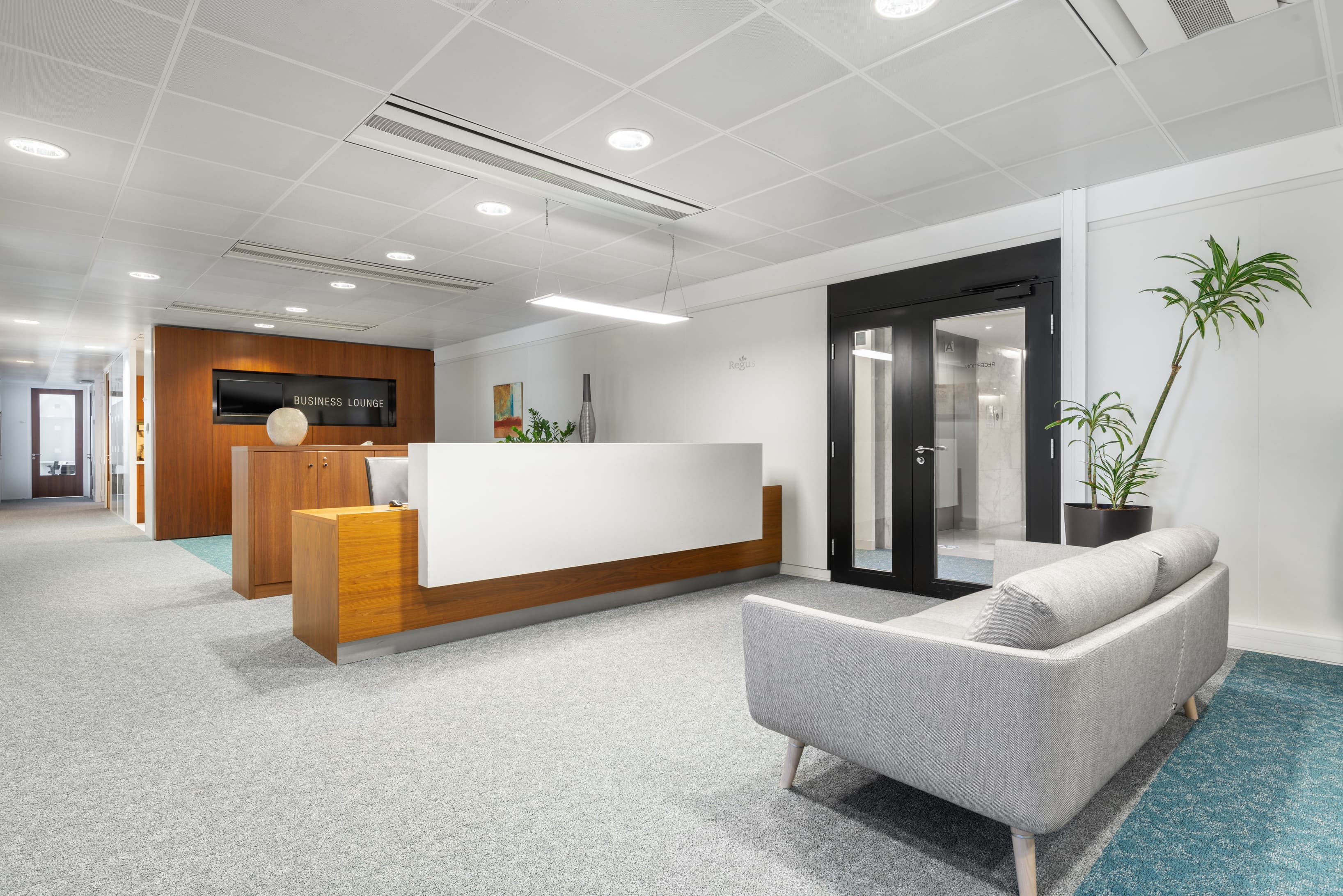 LA DÉFENSE, Tour Ariane image 5 LA DÉFENSE, Tour Ariane image 5