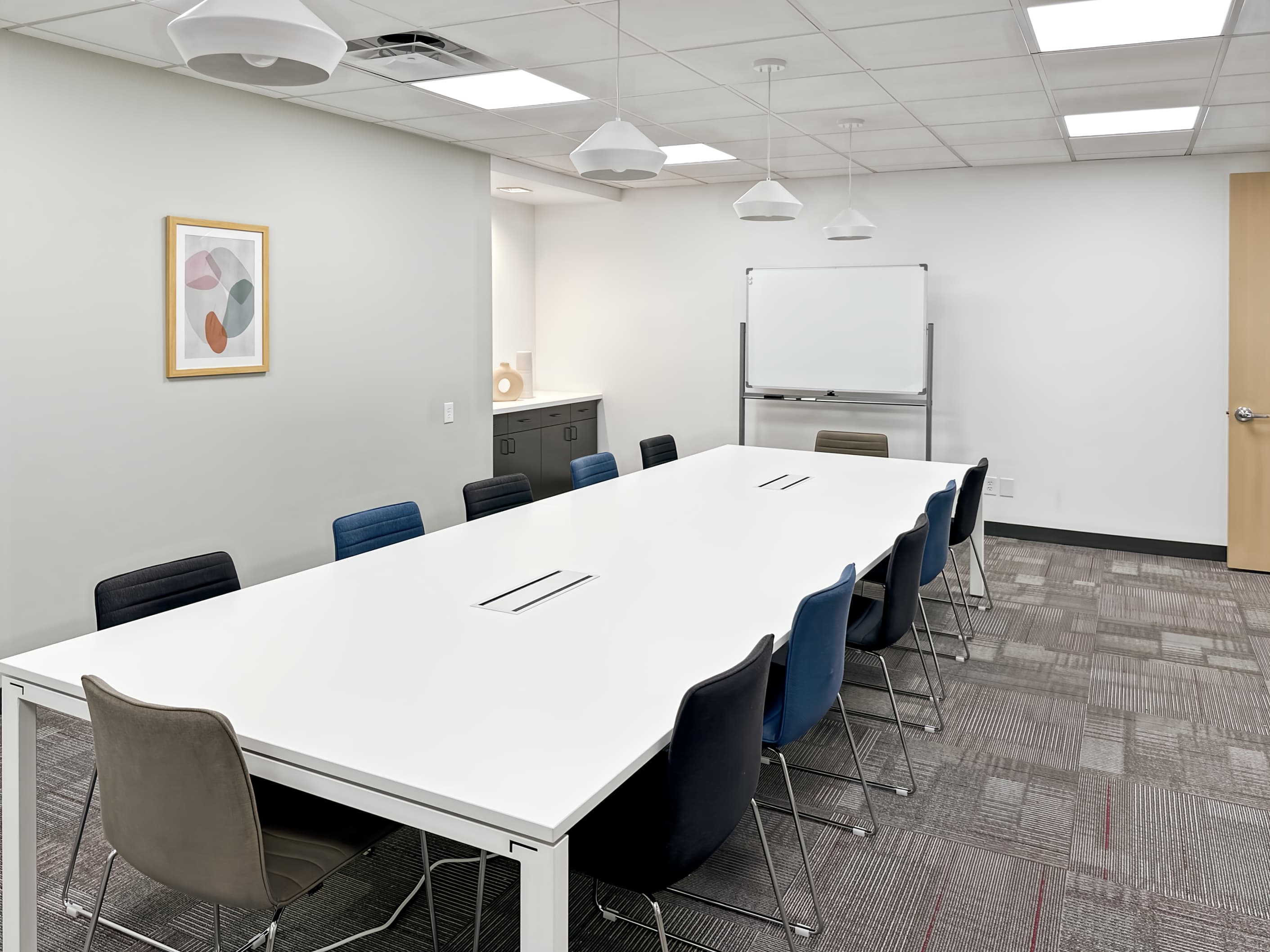 AZ, Phoenix - Clarendon image 10