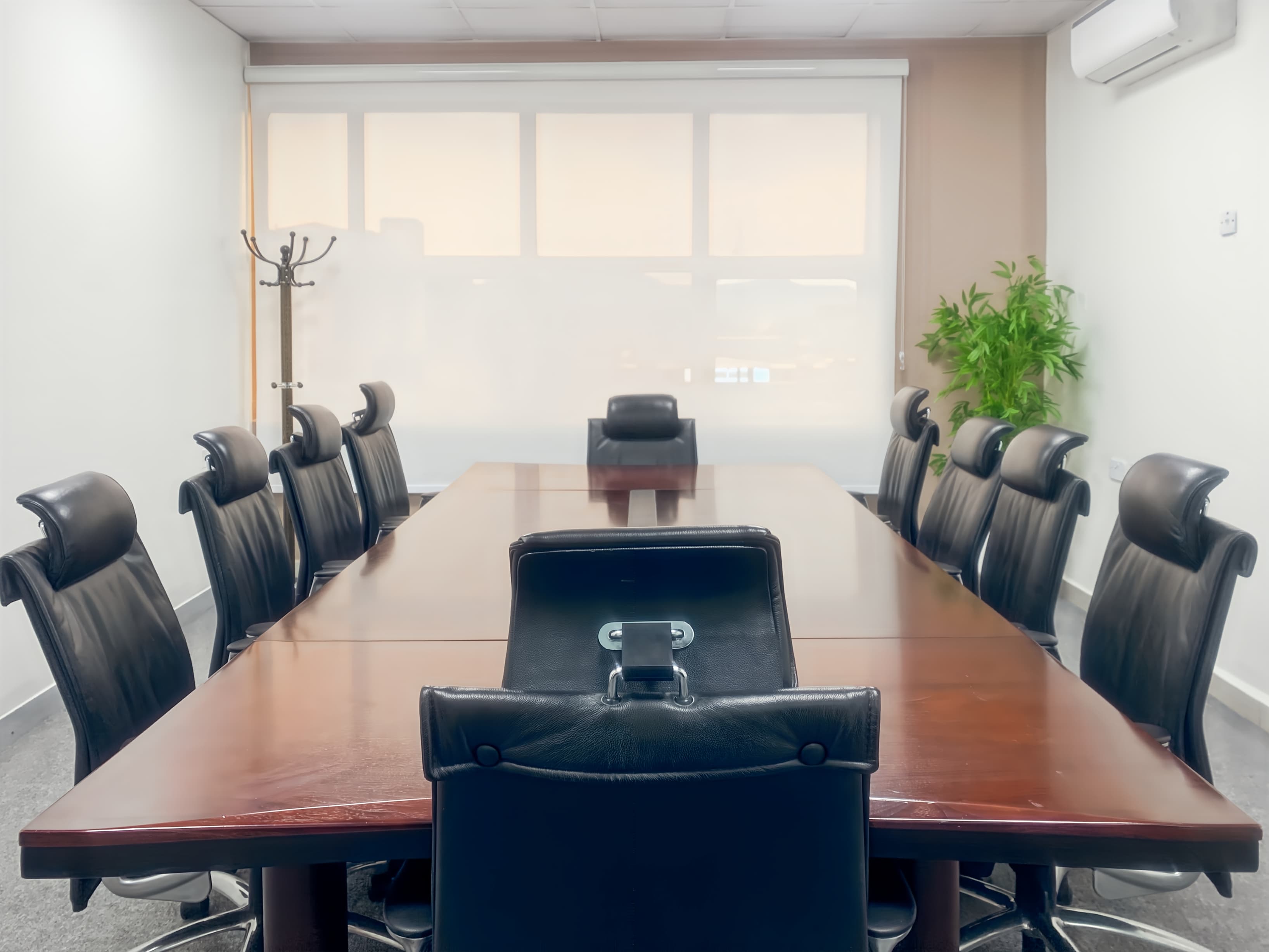 Abuja, Murjanatu House image 11