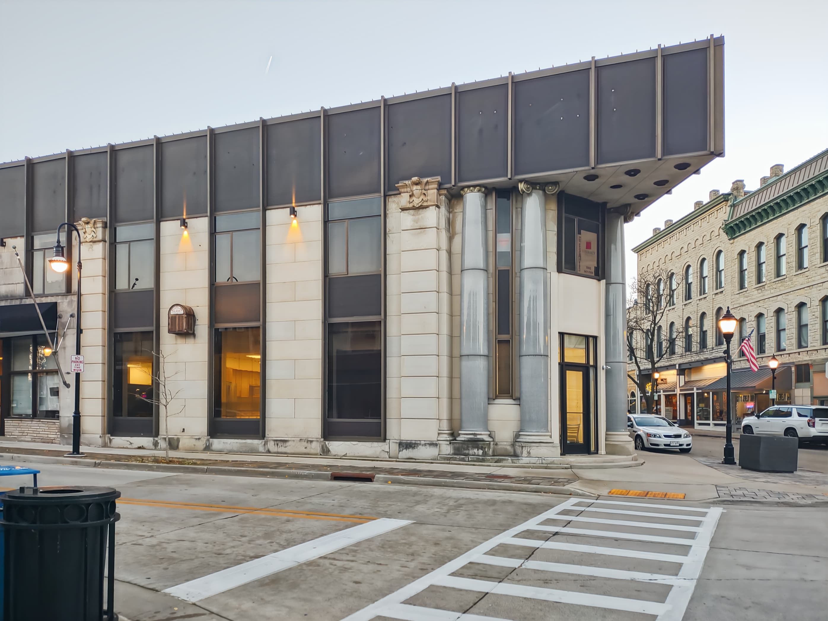 WI, Waukesha - 259 W Broadway image 2 WI, Waukesha - 259 W Broadway image 2