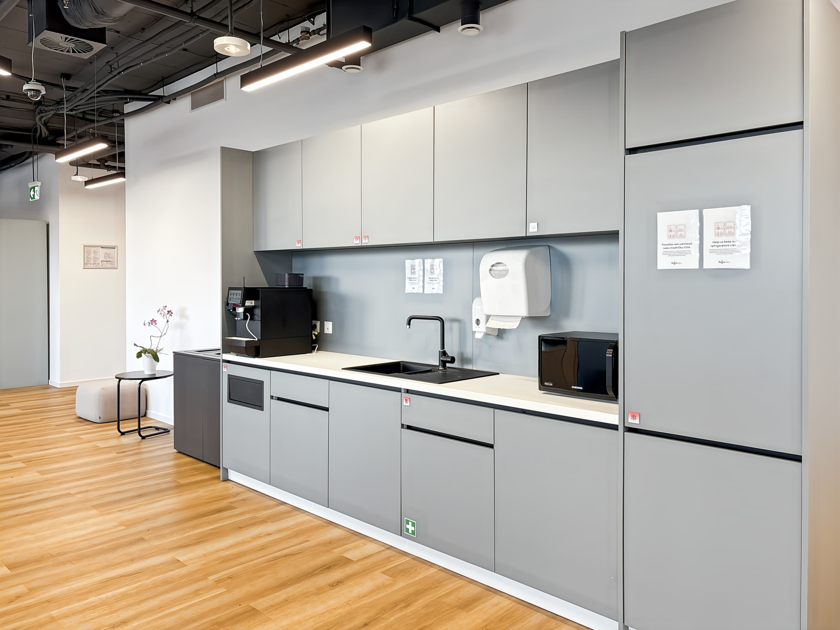 Bratislava, OC Central image 9