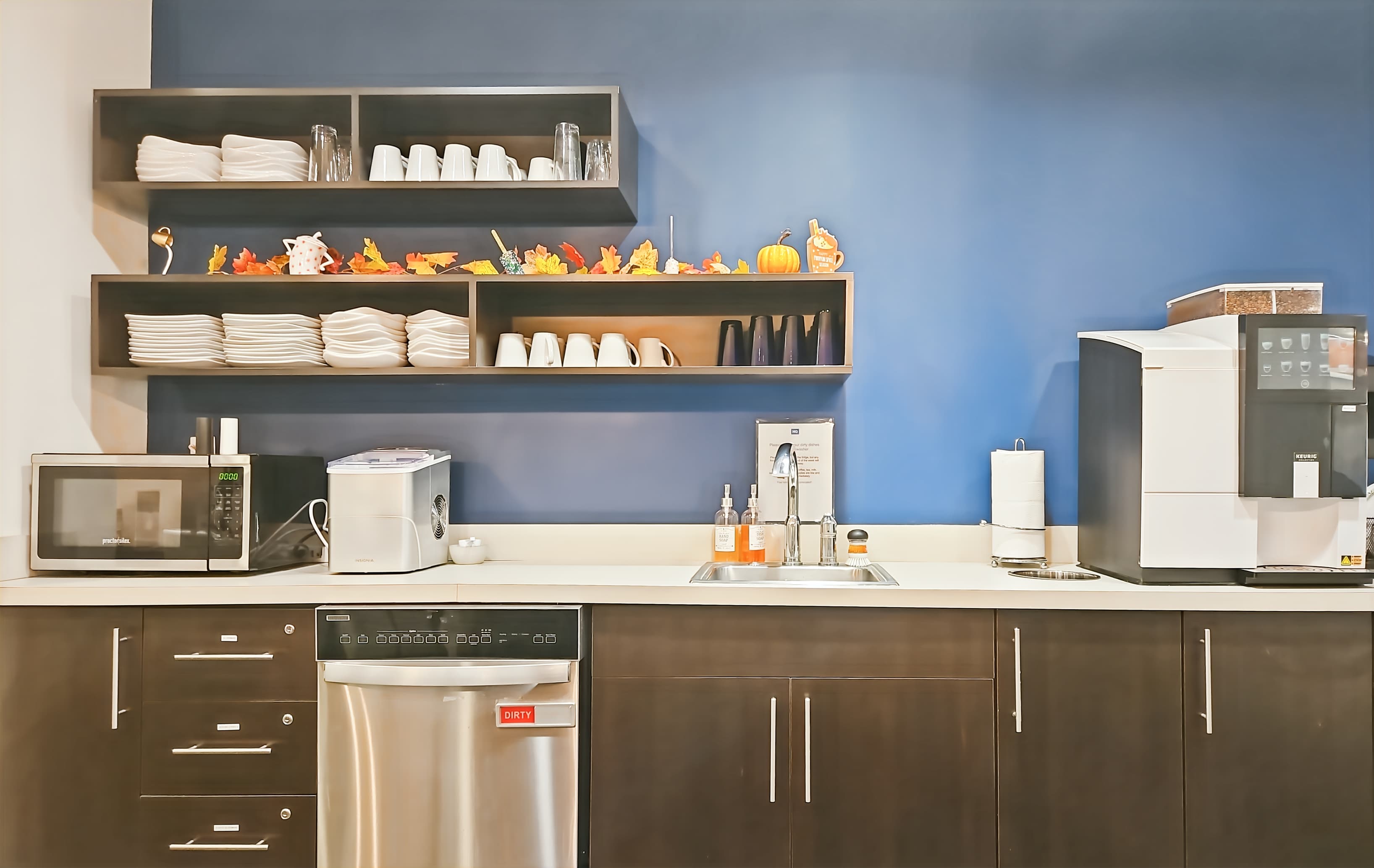 IN, Indianapolis - Lakefront at Keystone image 2 IN, Indianapolis - Lakefront at Keystone image 2