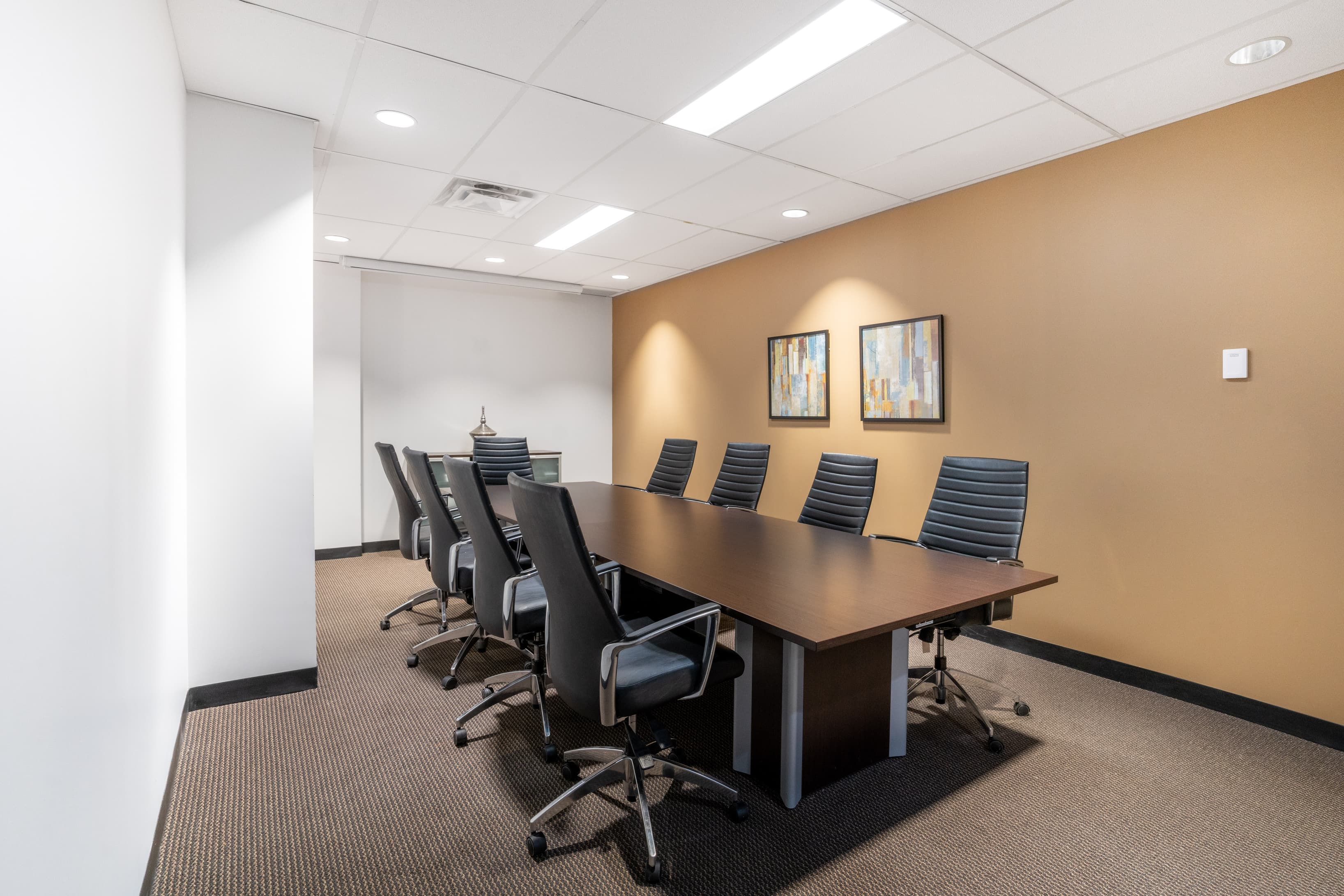 ON, Toronto - Yorkville image 3 ON, Toronto - Yorkville image 3