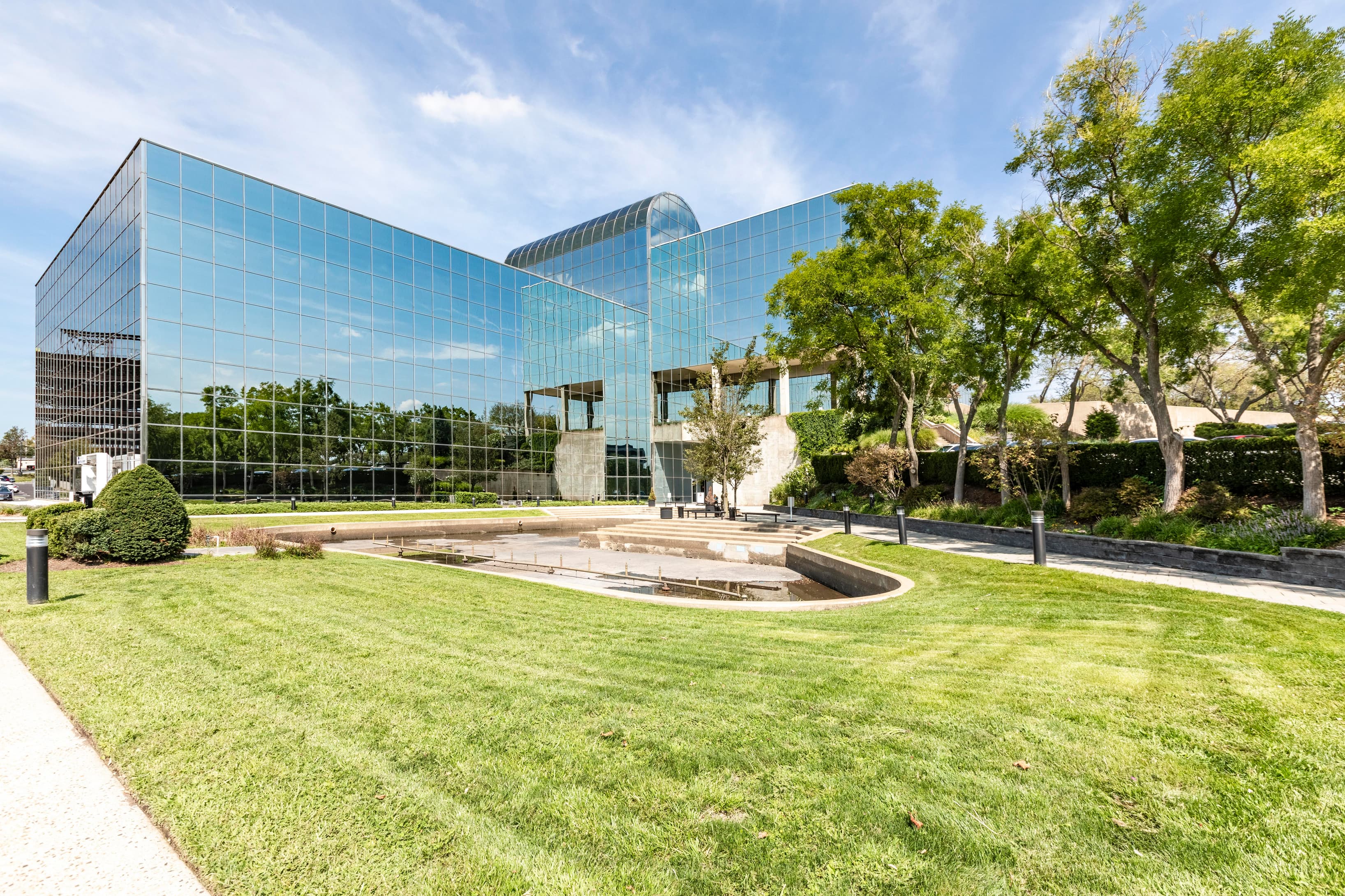 NJ, Paramus - Mack Cali Center image 8 NJ, Paramus - Mack Cali Center image 8