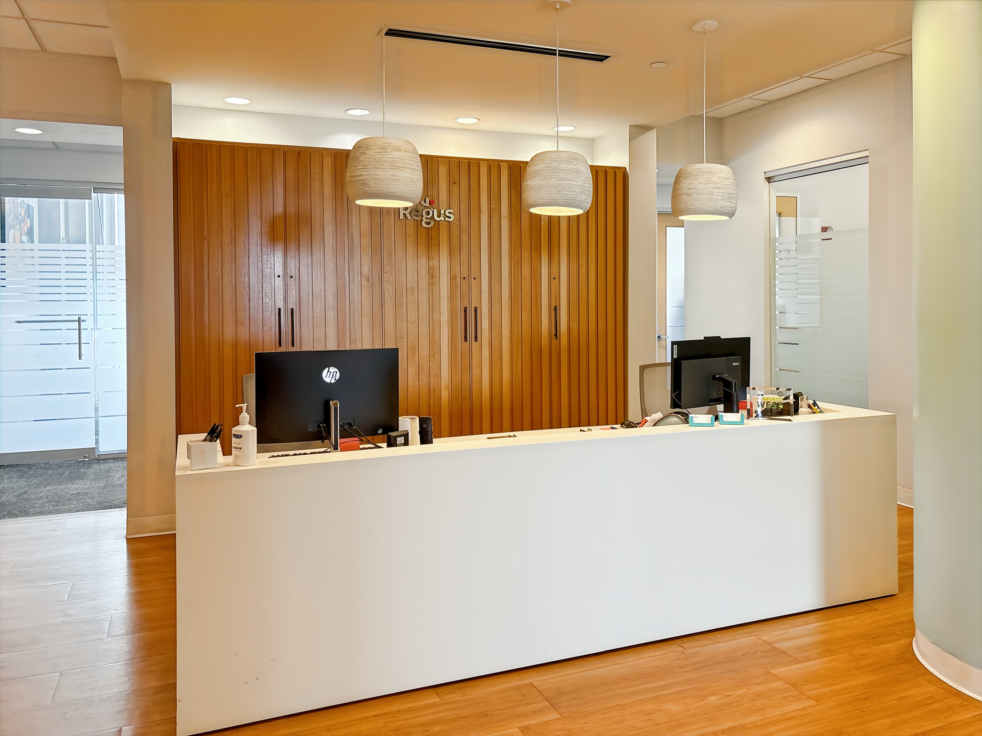 IA, Des Moines - West Glen Town Centre image 12