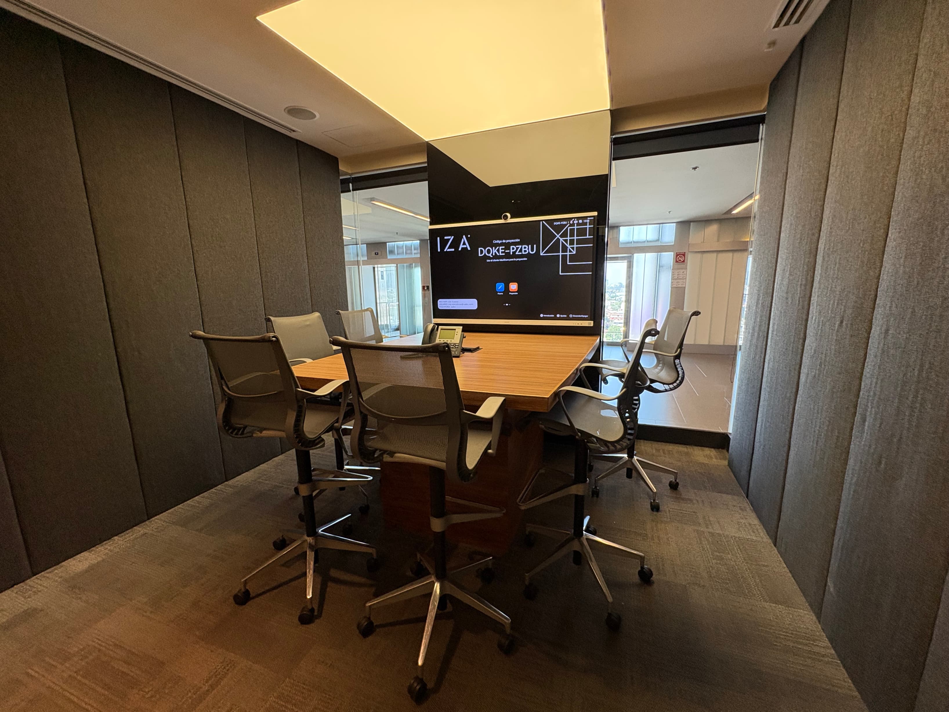 Learn about memberships designed for professionals who need access to IZA locations in Mexico.