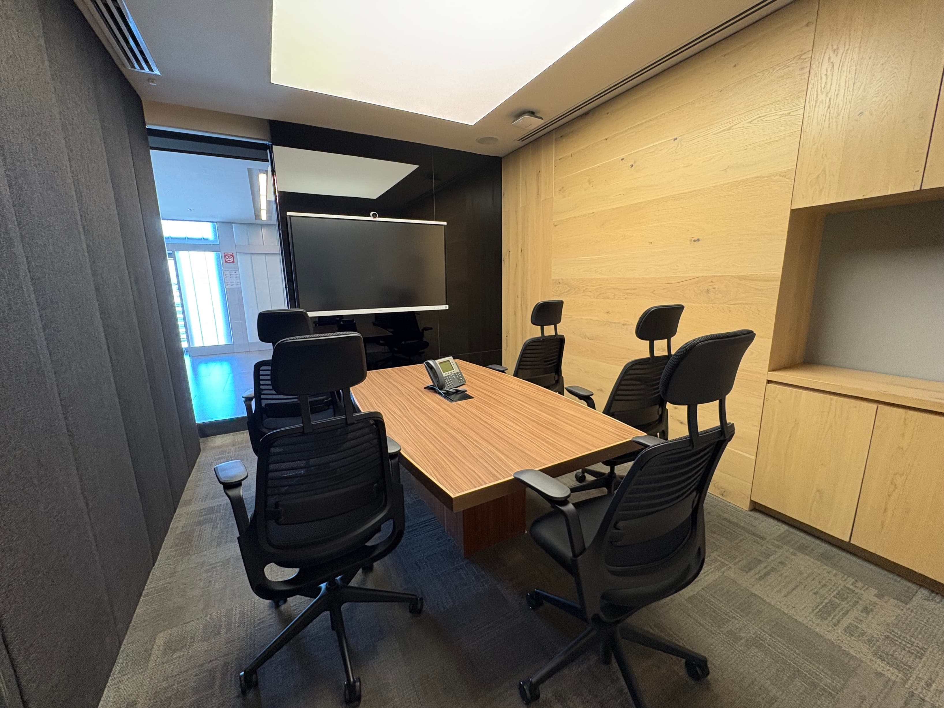 Learn about memberships designed for professionals who need access to IZA locations in Mexico.