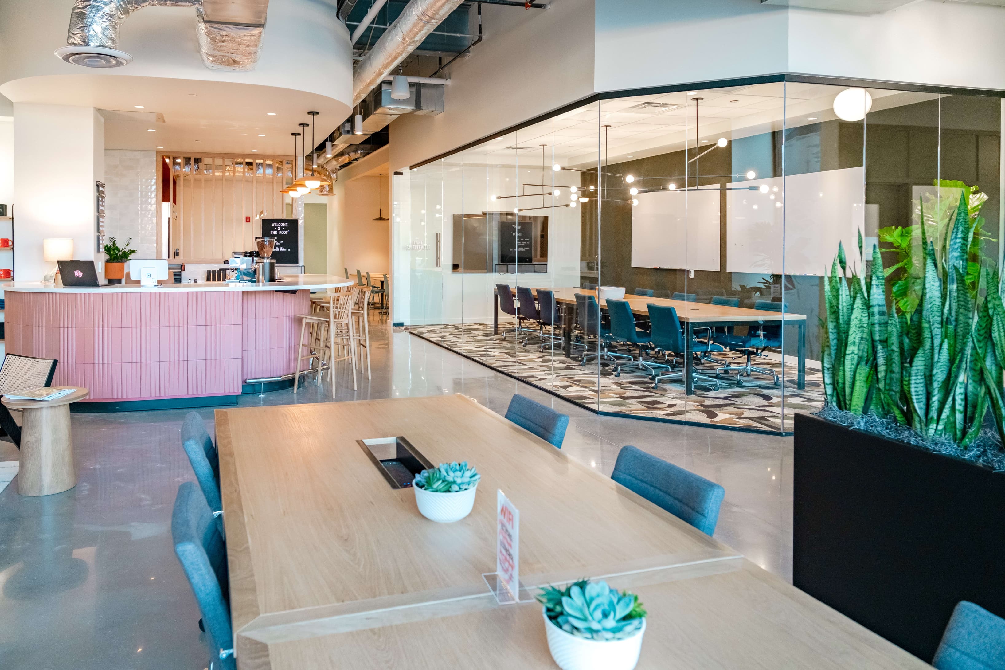 Reception Desk/meeting room