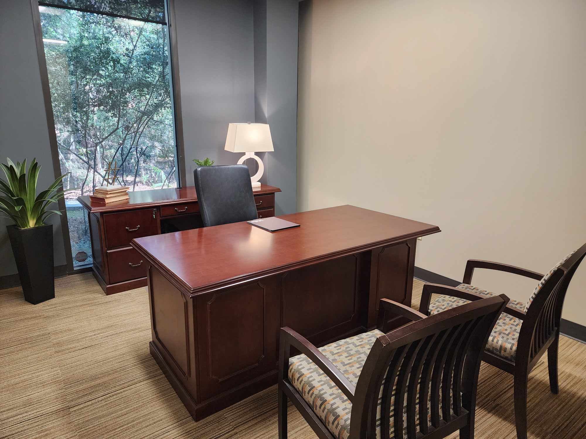 Private Window Office