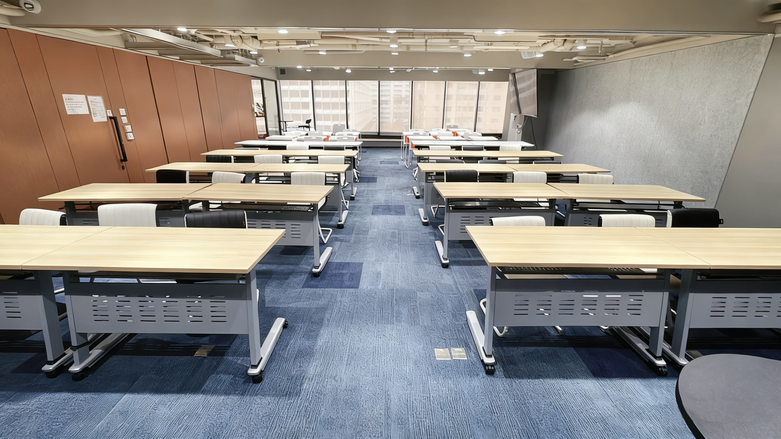 Venue for 40-100 people; Suitable for use as a classroom or examination hall.