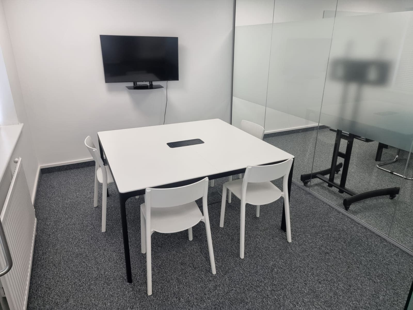 Meeting room 1 - 4 people