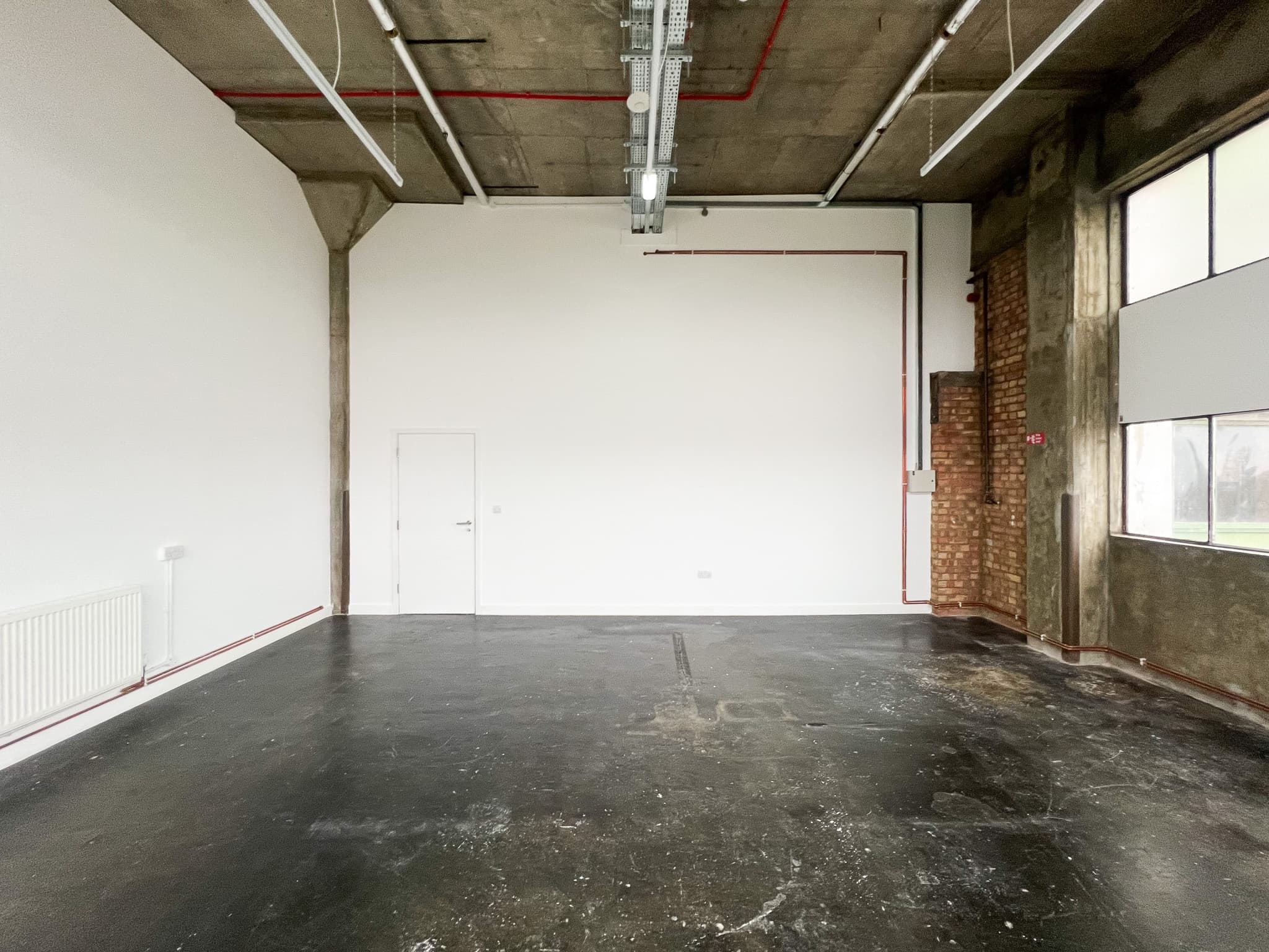 484sqft studio