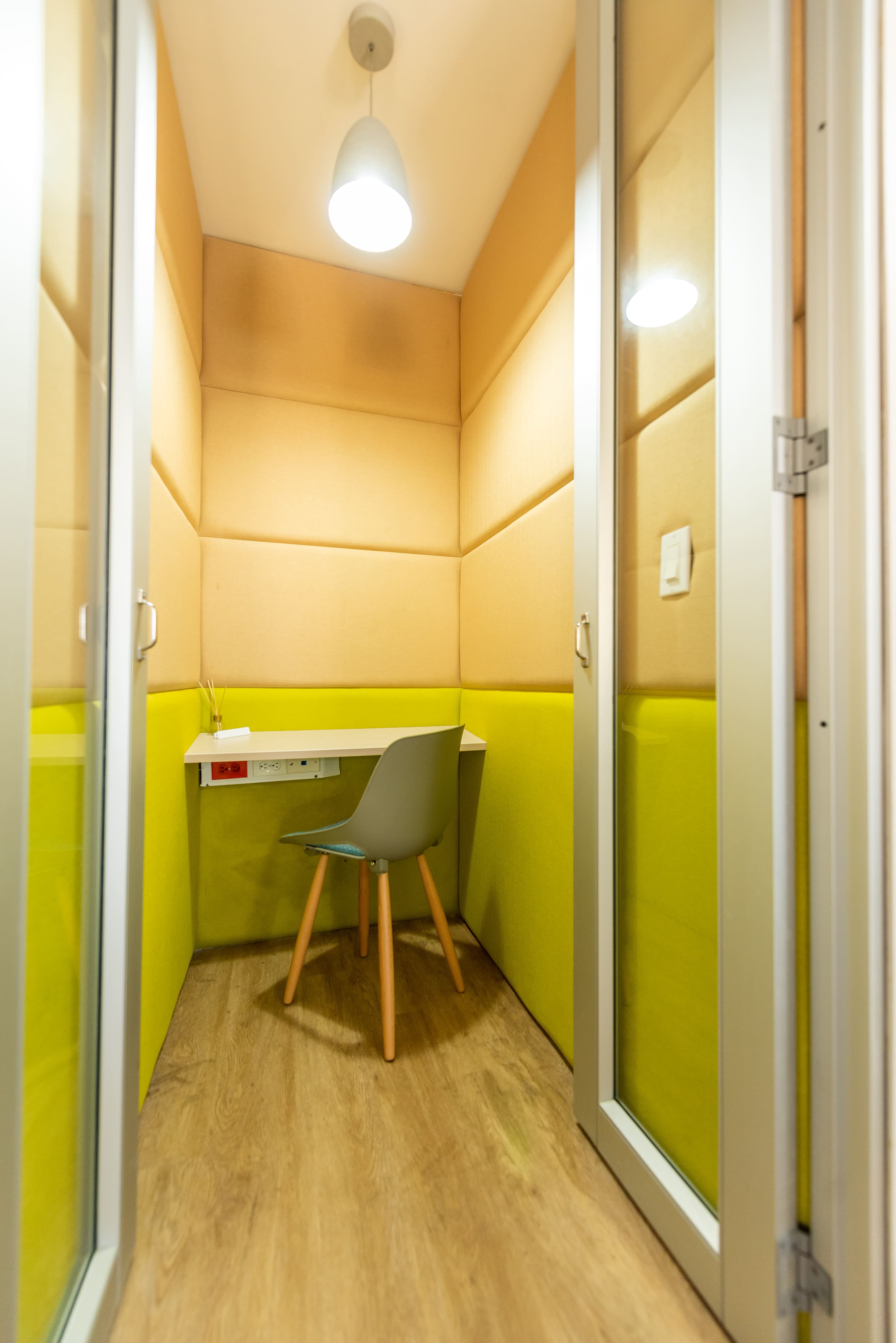 Privacy Booth
