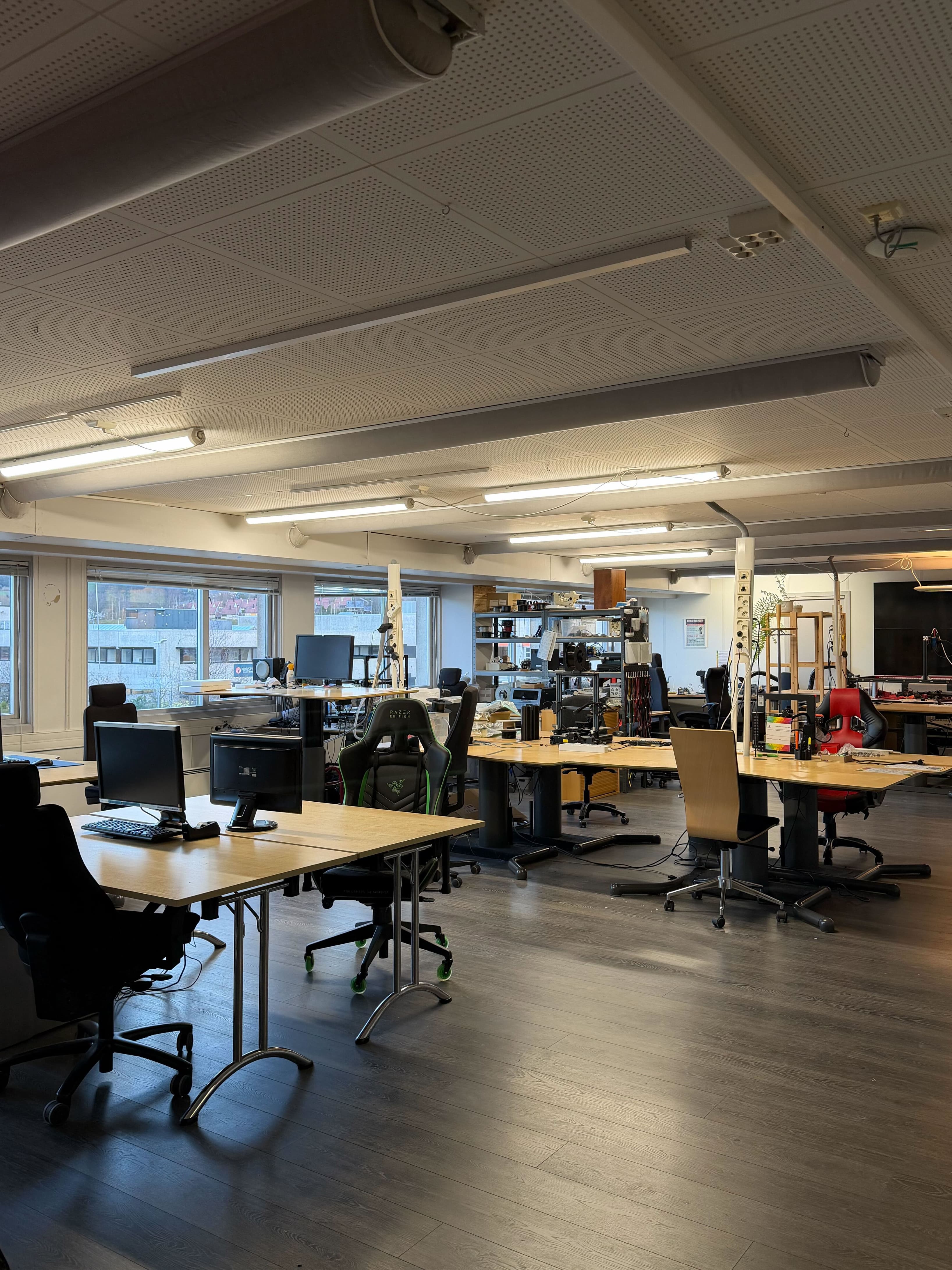 Coworking area (2nd floor) Coworking area (2nd floor)