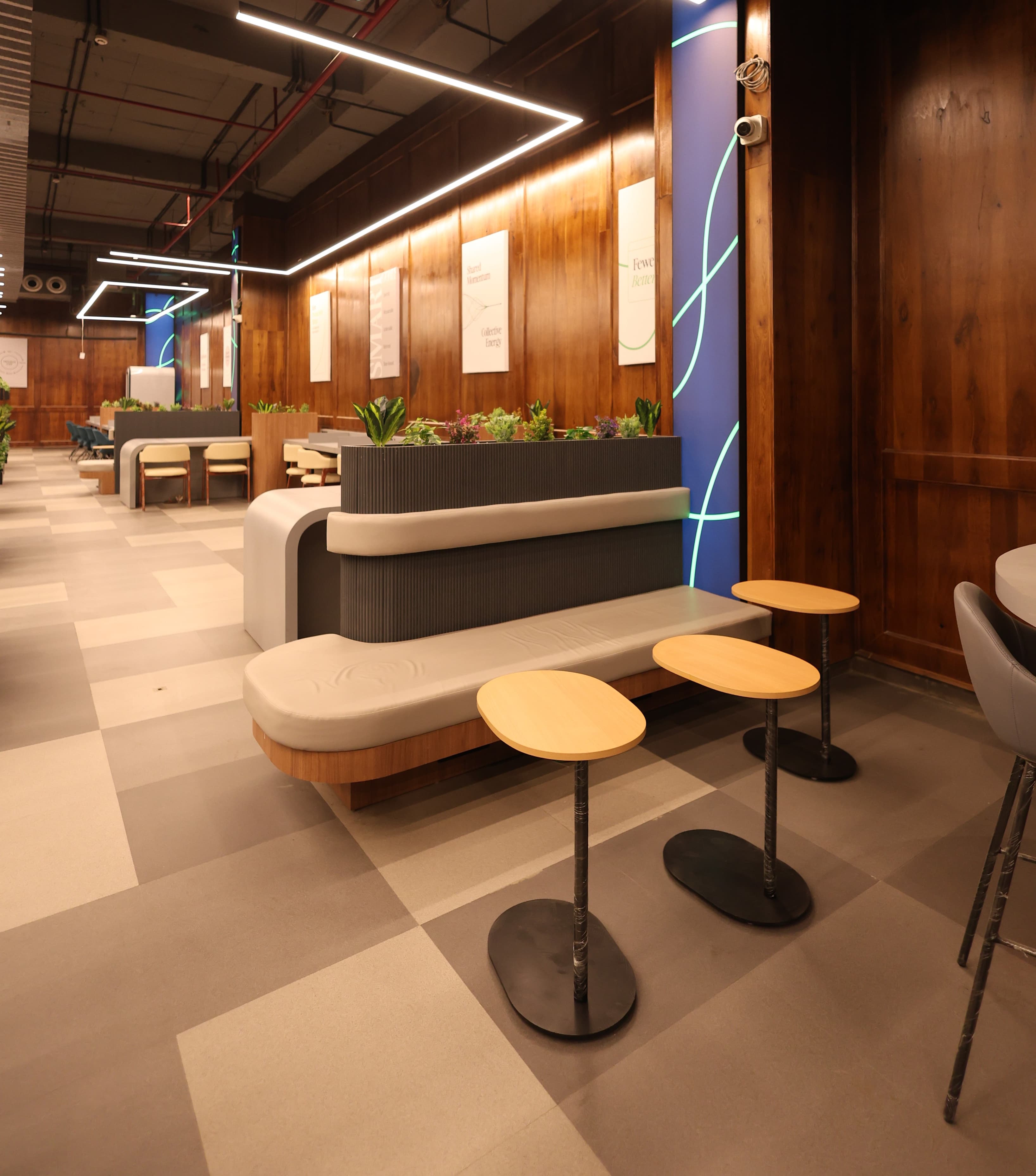 Superco’s S1 Workspace features comfortable lounge desks available with per-seat daily pricing.