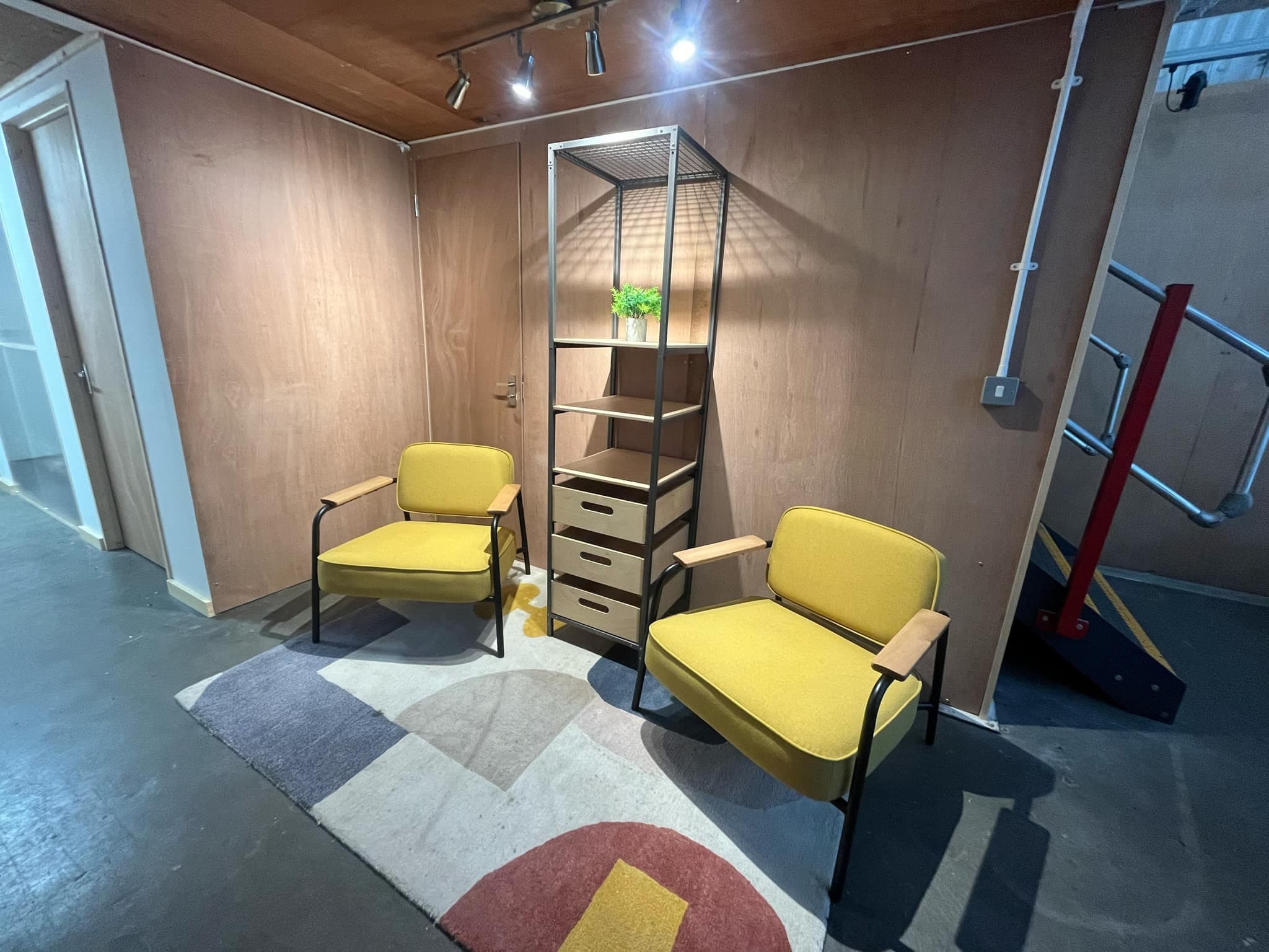 Breakout space