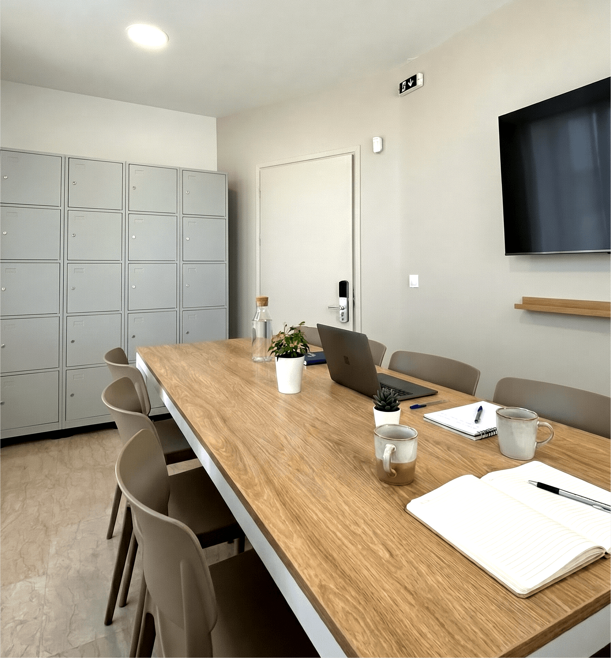 Aura (Meeting Room)