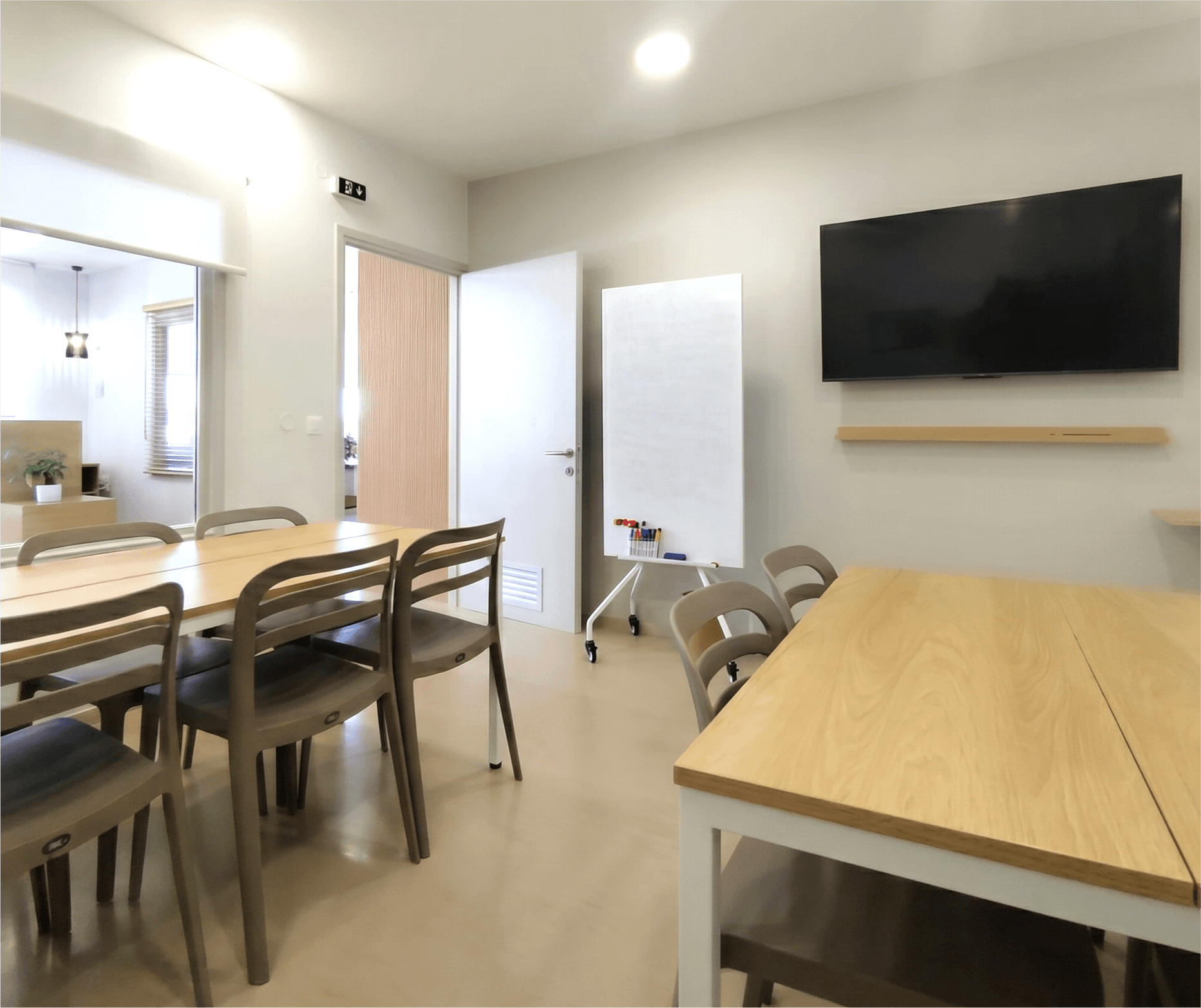 Pulse (Meeting Room)
