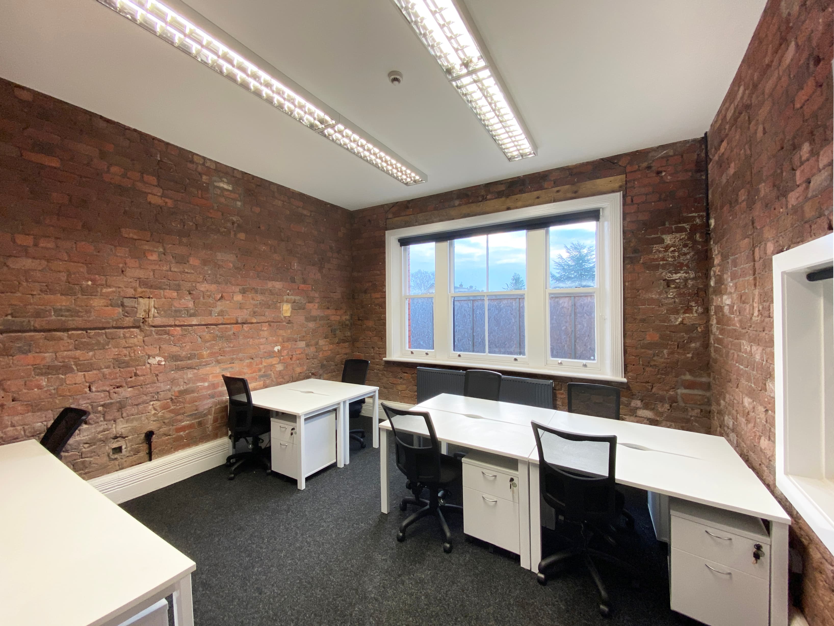 Ground floor furnished offices