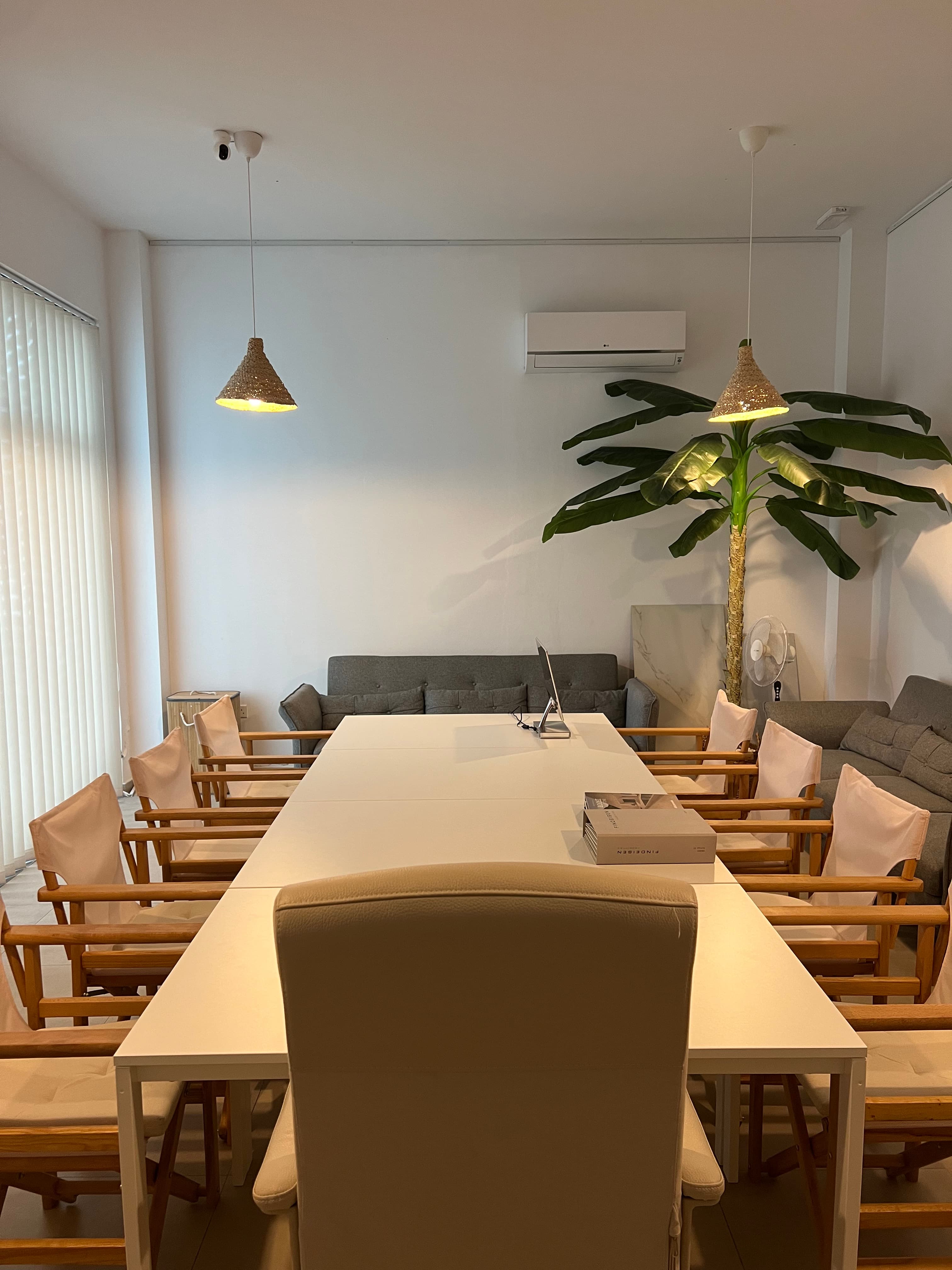 Meeting Room Meeting Room
