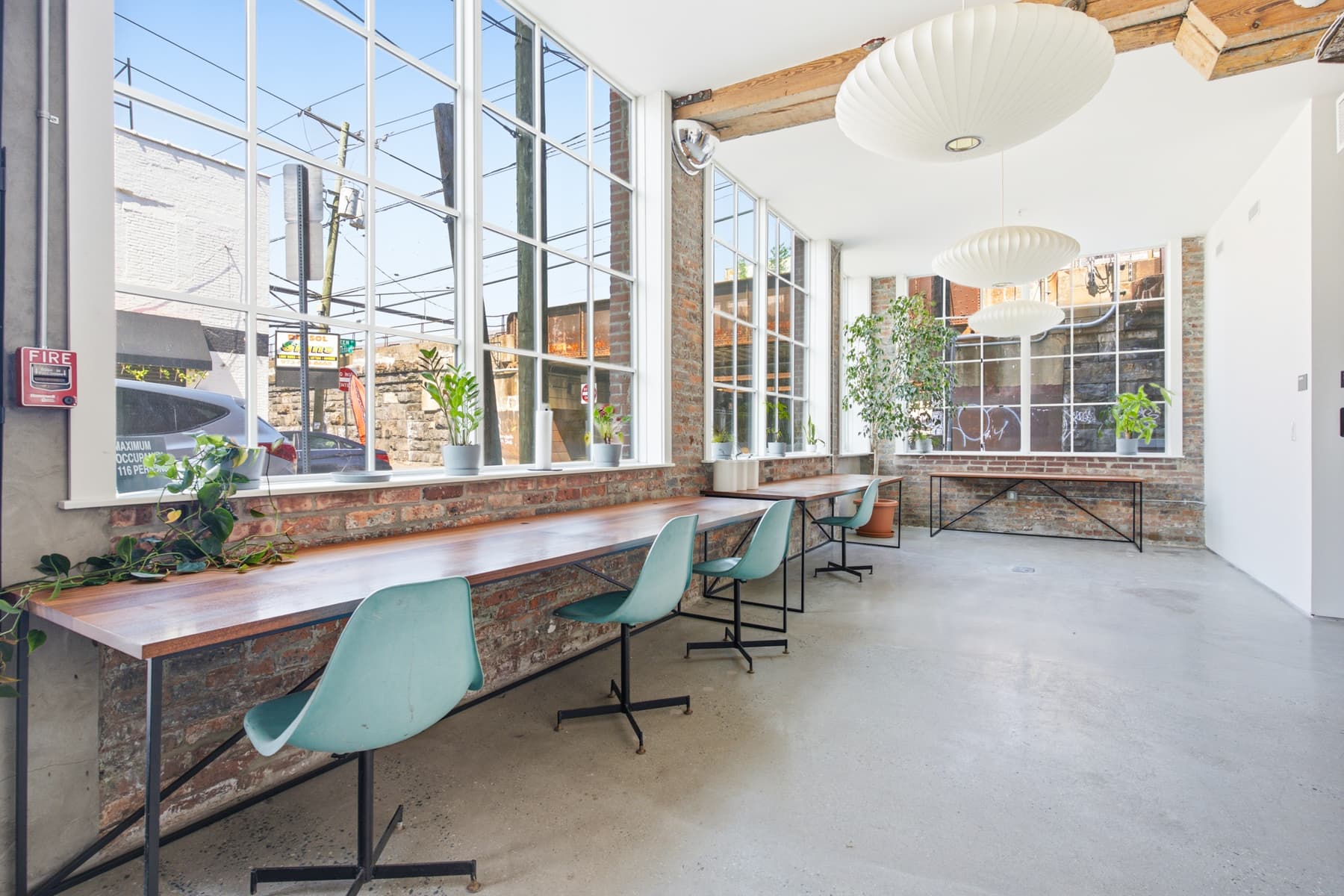 Window-lined quiet space with plenty of natural light Window-lined quiet space with plenty of natural light