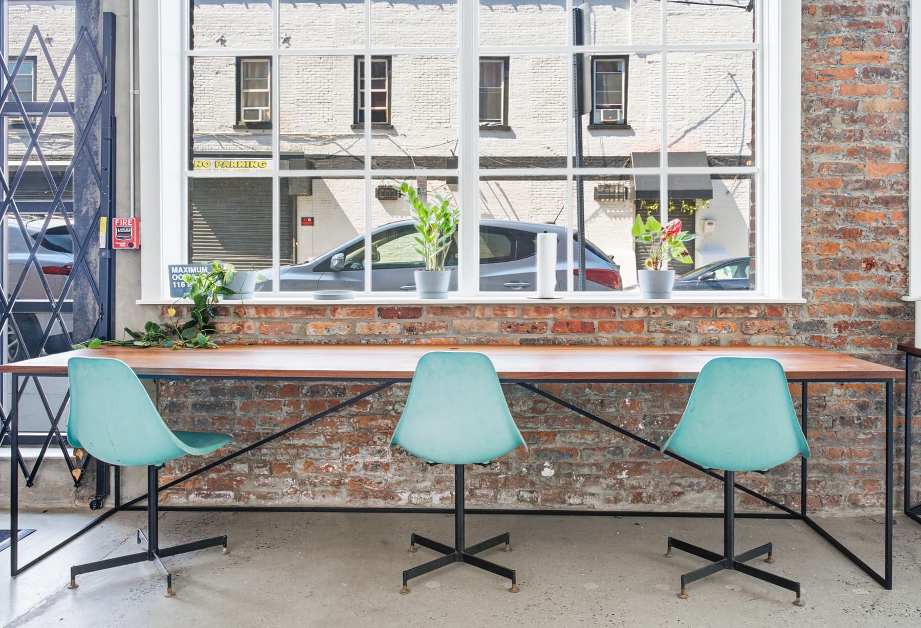 Quiet zone for focused work. Quiet zone for focused work.