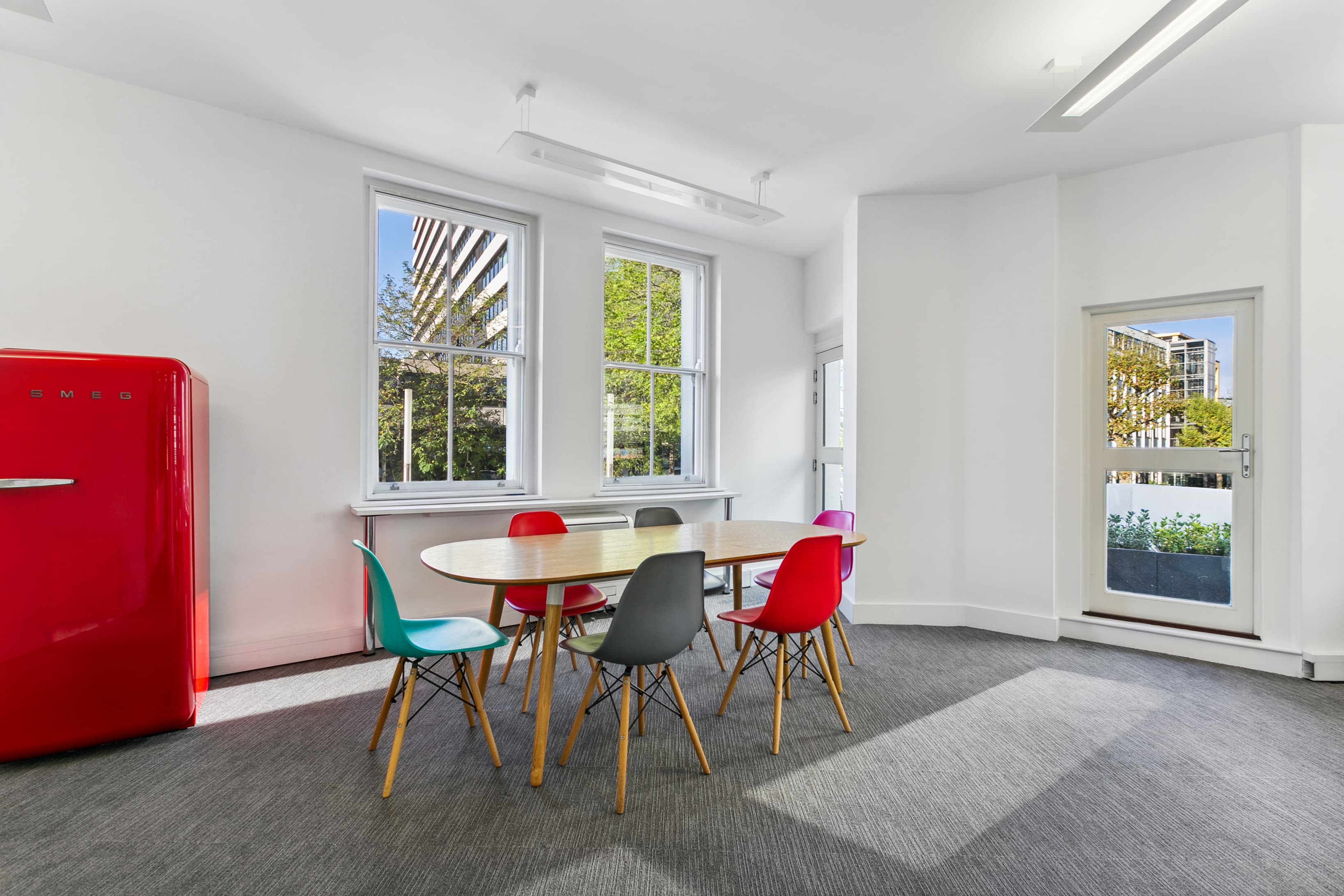Breakout space