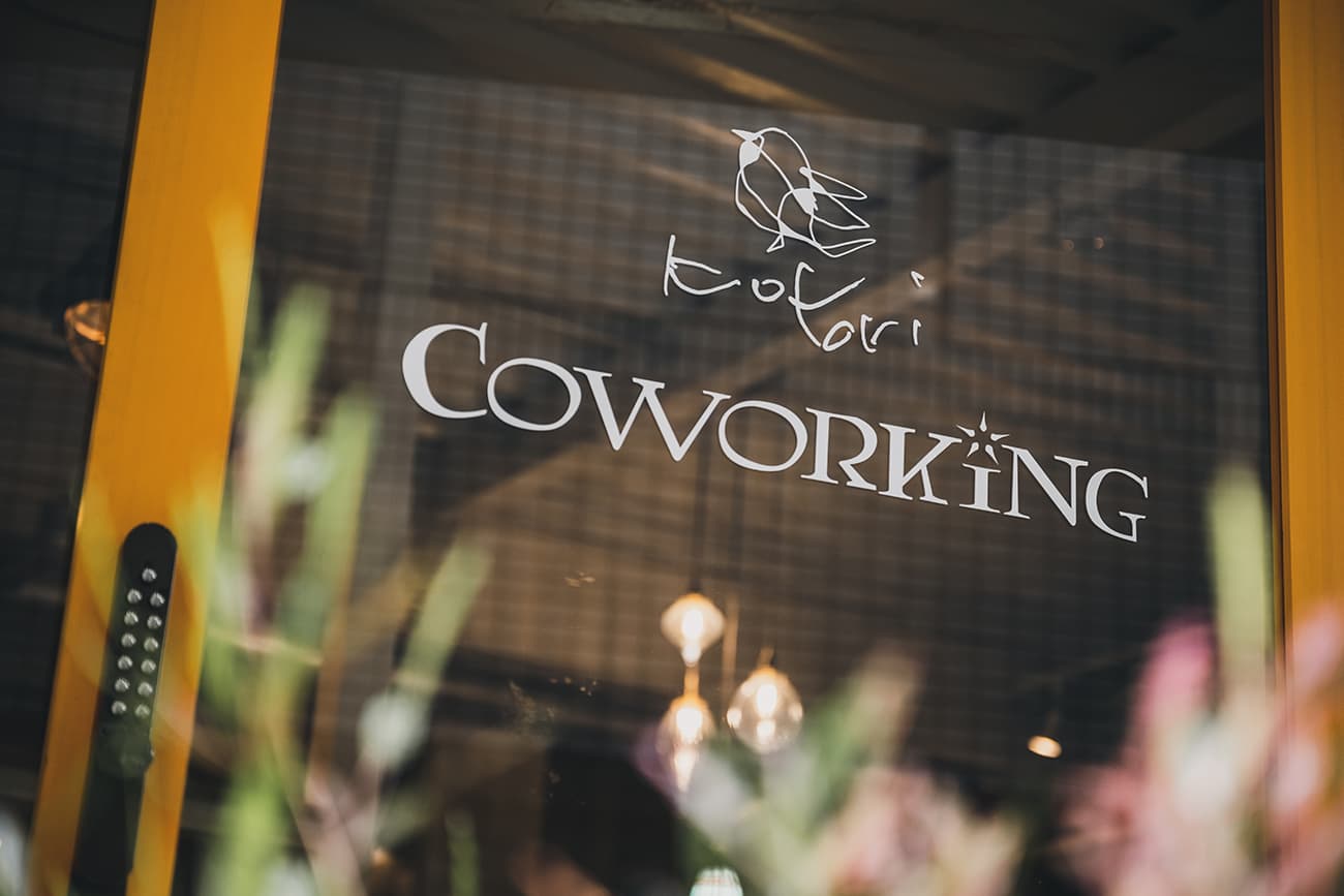 A stylish yet cozy environment designed to help you focus, think, and bring new ideas to life. A stylish yet cozy environment designed to help you focus, think, and bring new ideas to life.