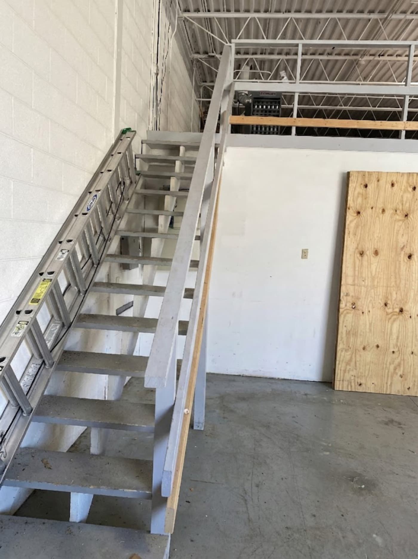 garage/stairs