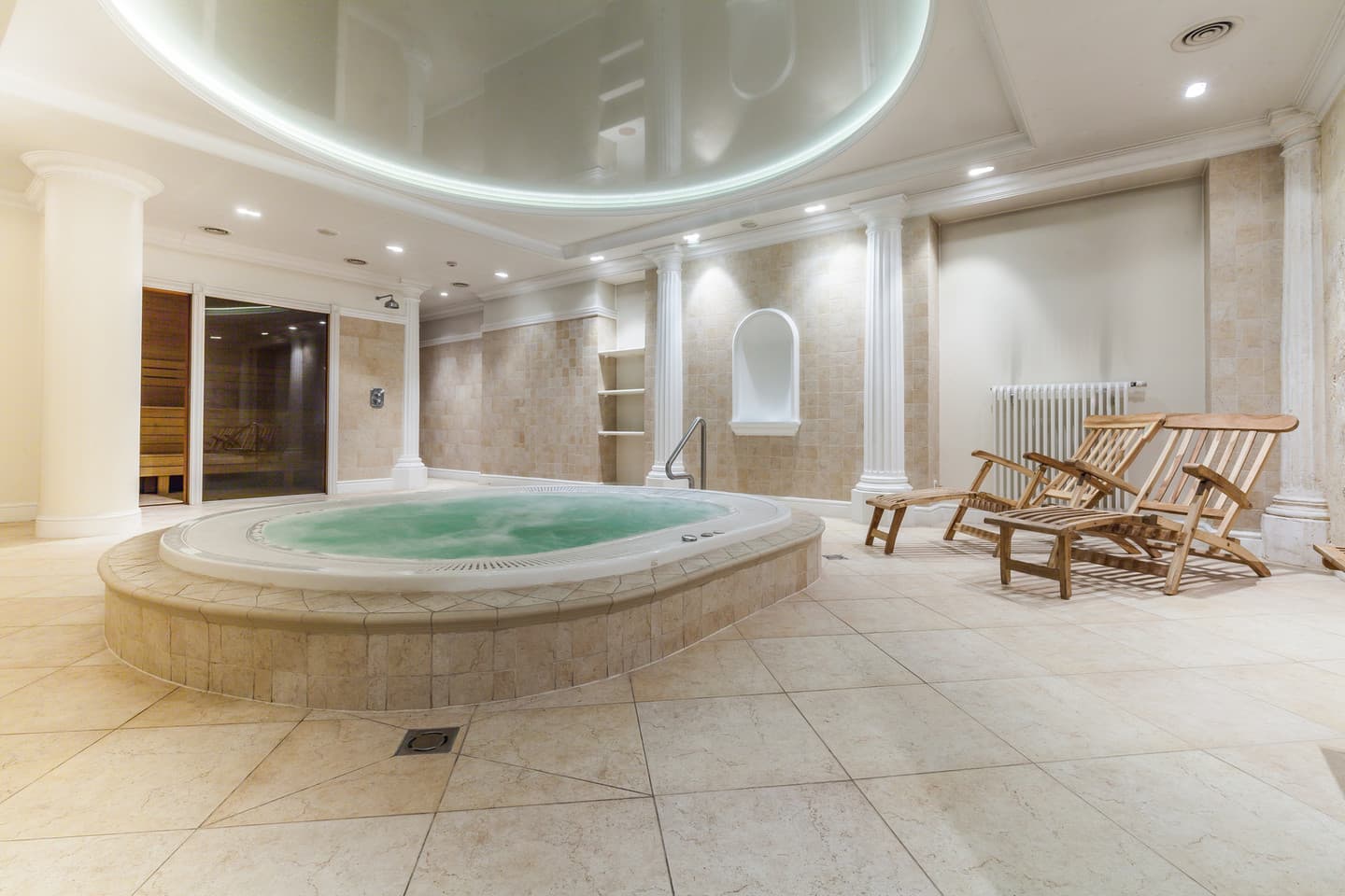 SPA zone with a sauna and jacuzzi SPA zone with a sauna and jacuzzi