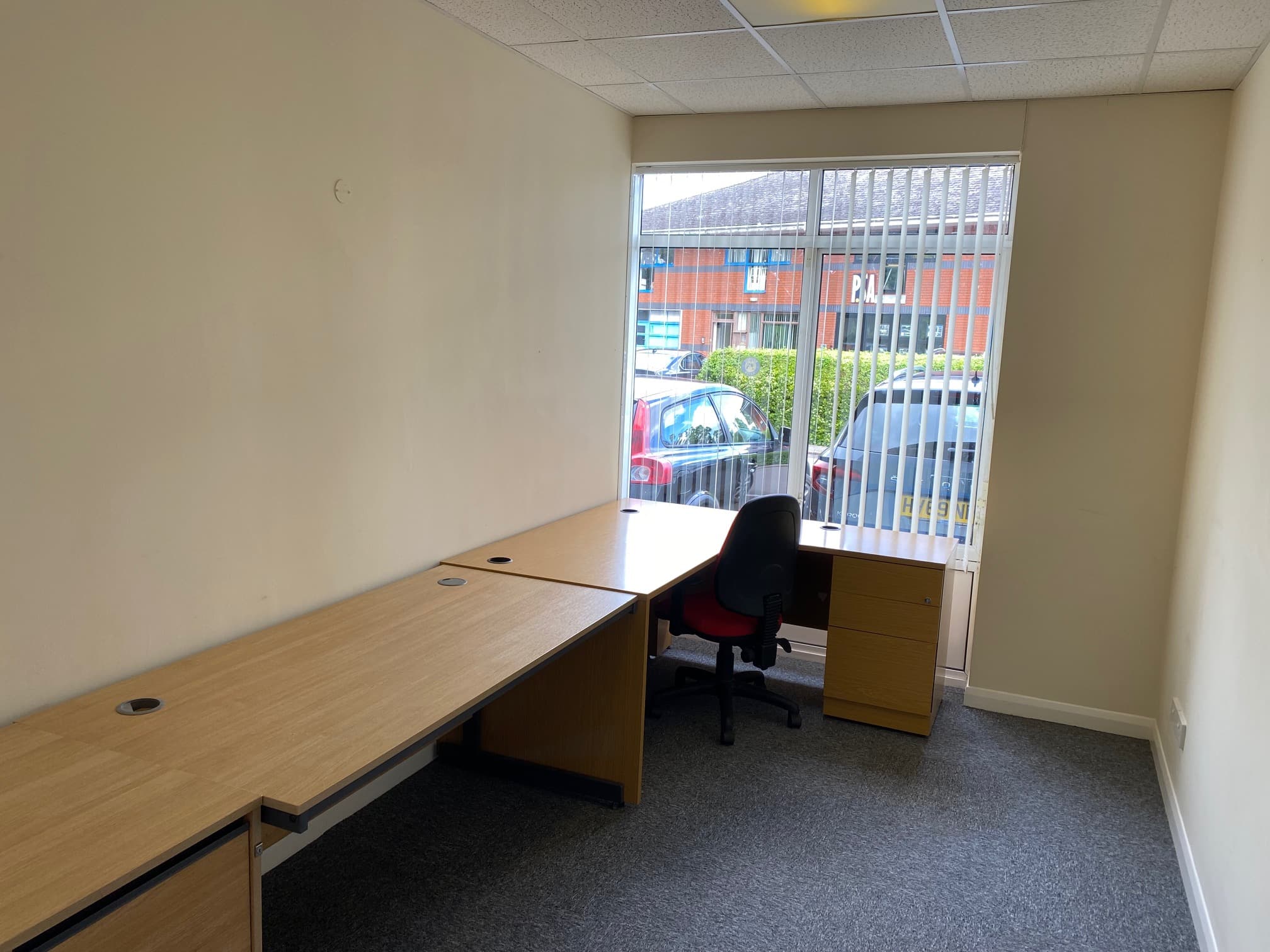 1-2 person office 1-2 person office