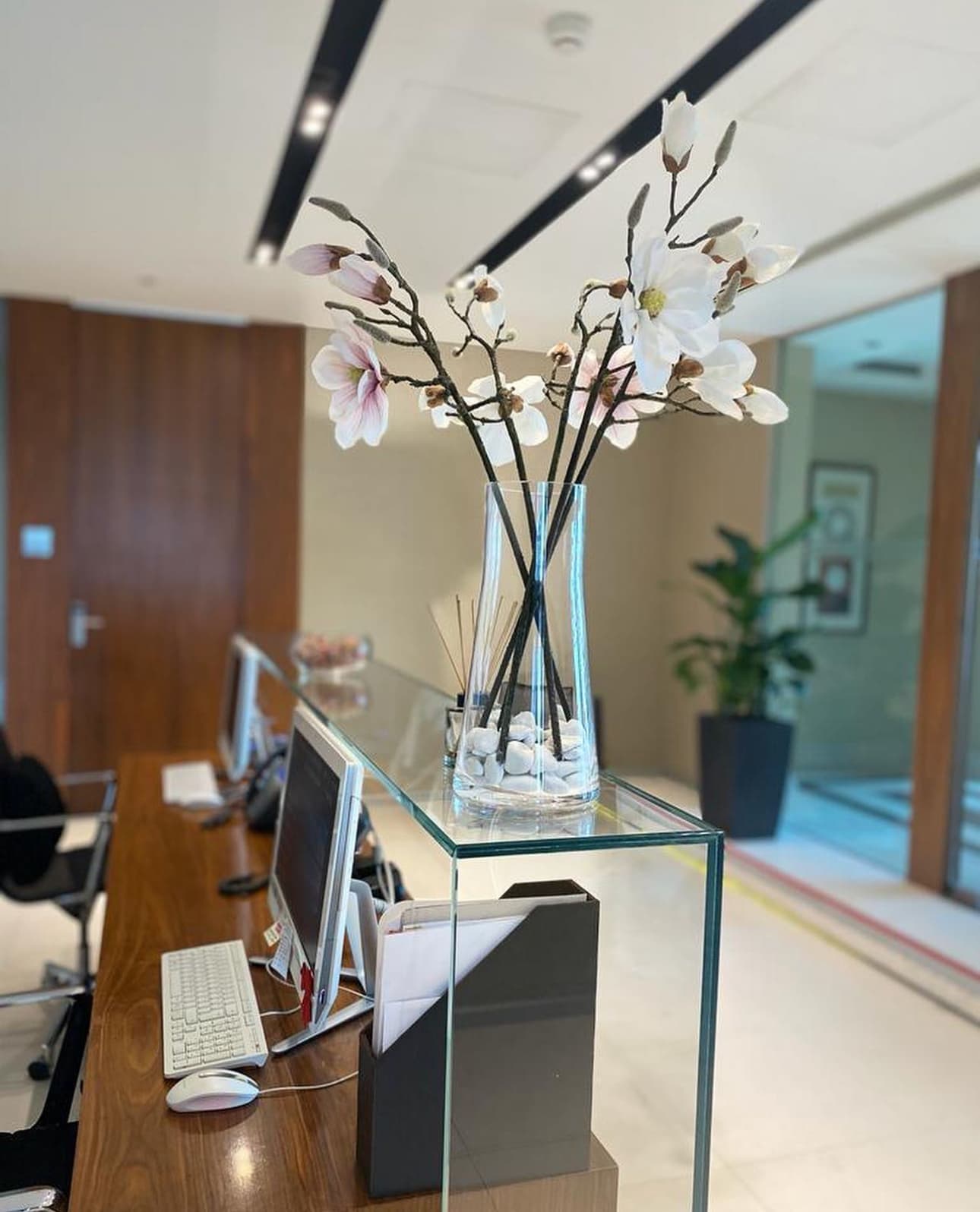 Reception & Concierge Lounge Reception & Concierge Lounge