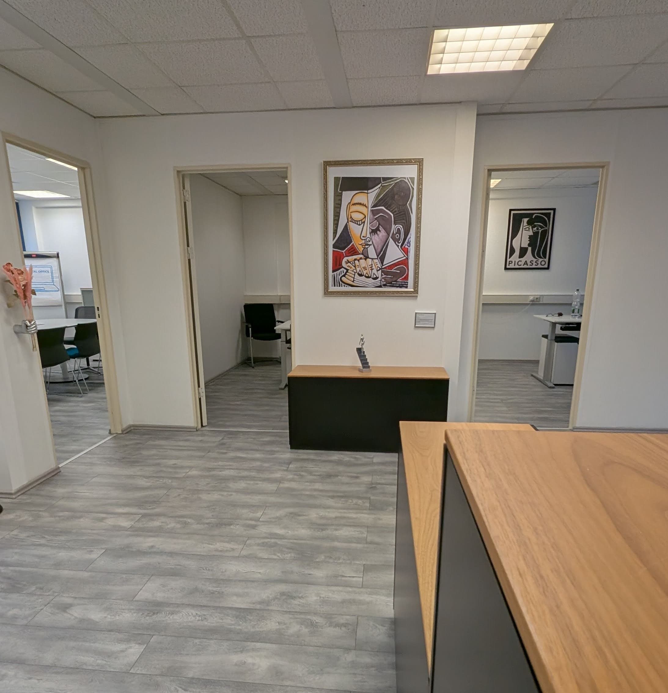Office Impression Office Impression