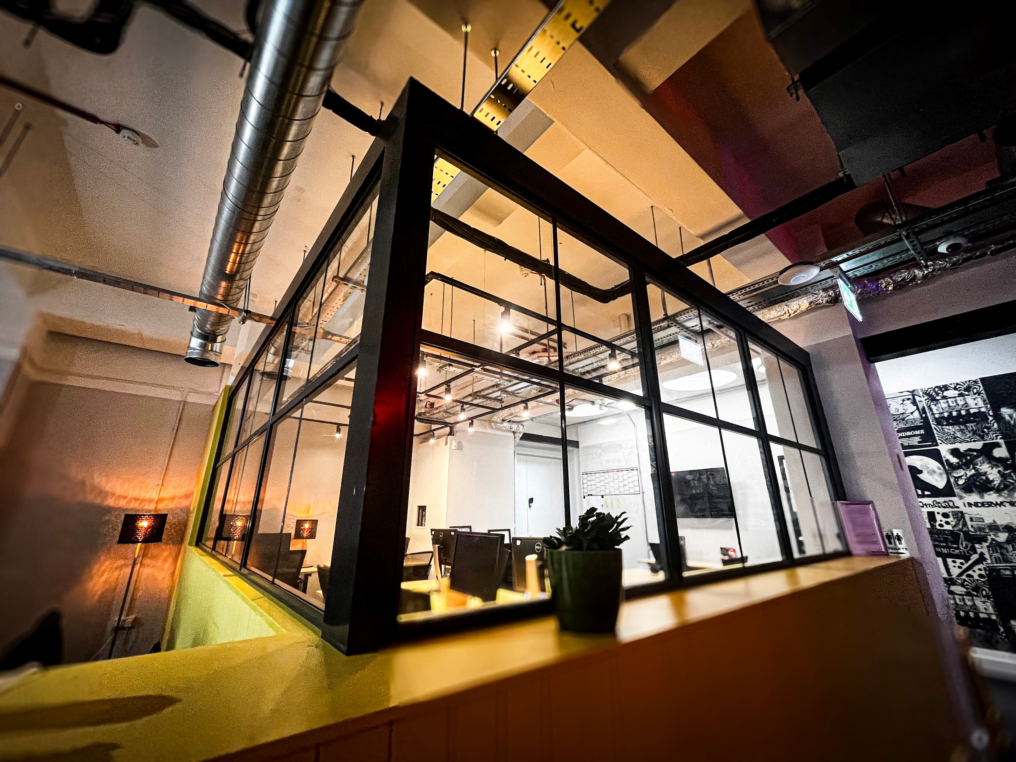 Office Aspect 4