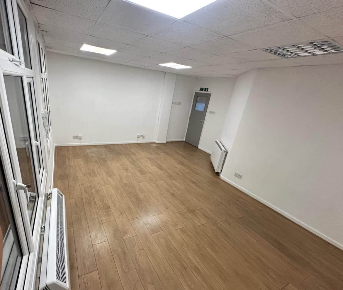 Office to let  