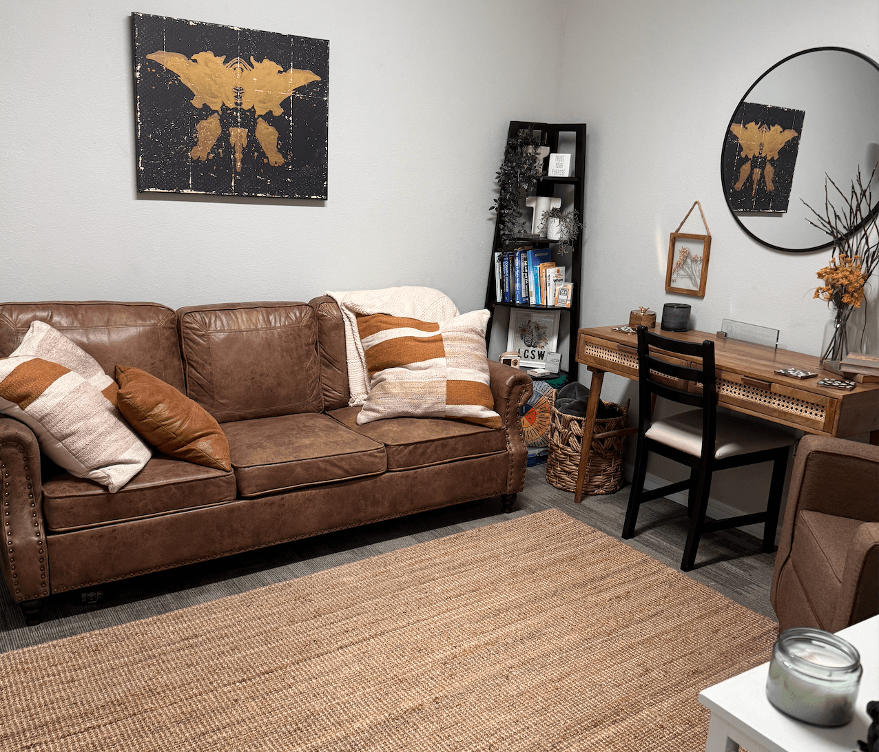 Office Example2 (We have larger desks)