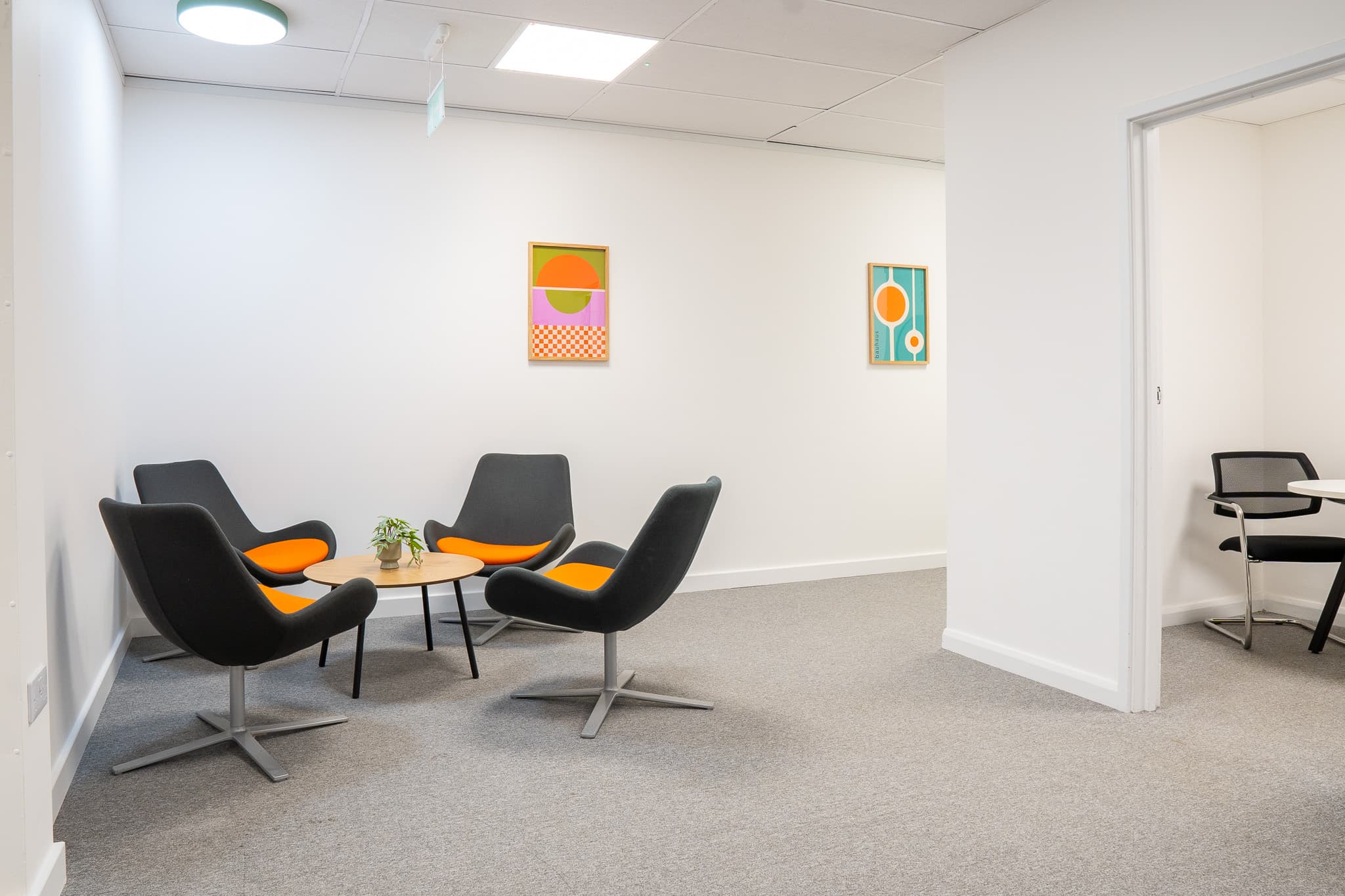 Breakout Space Breakout Space