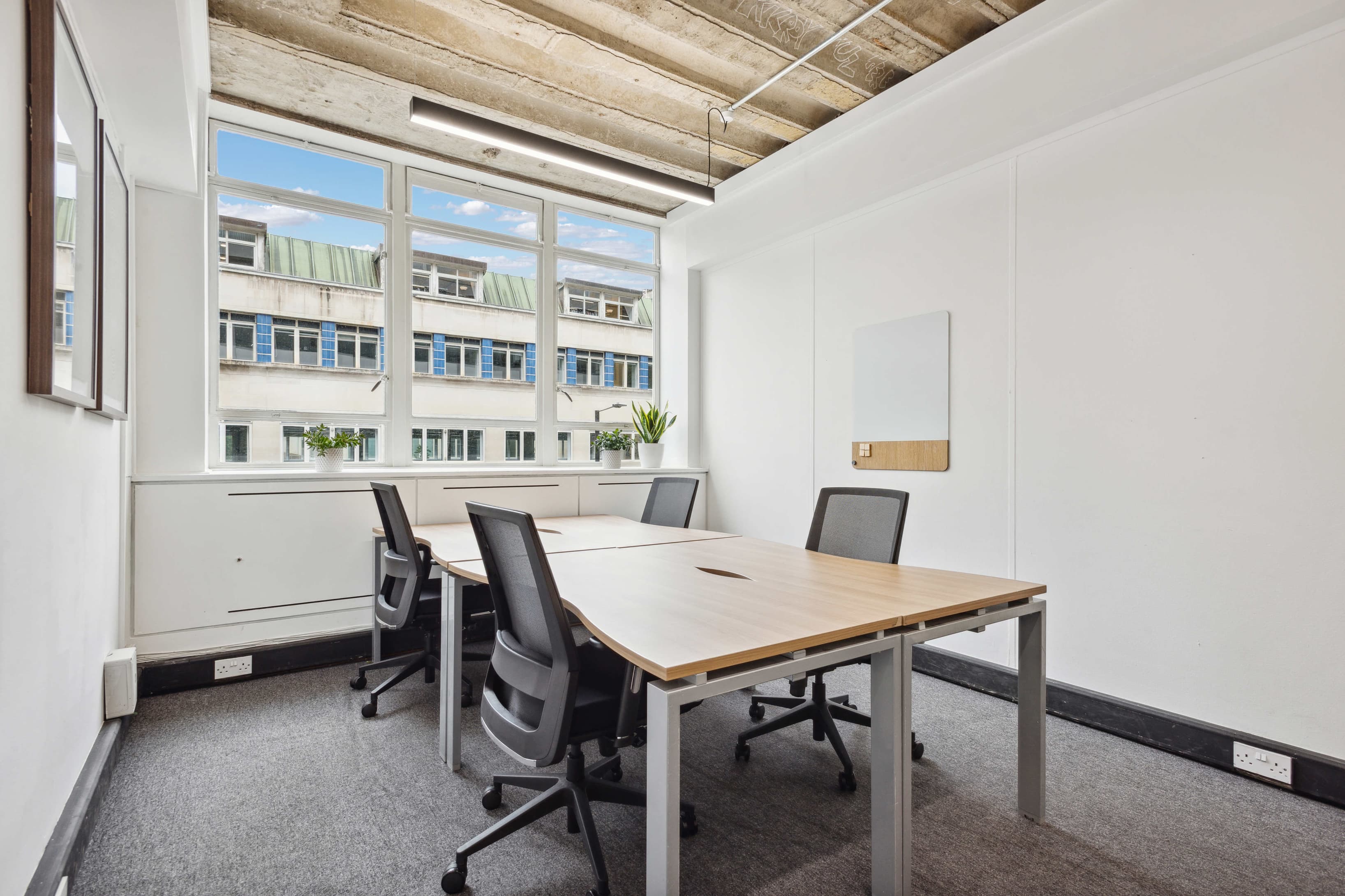 Private Office Private Office