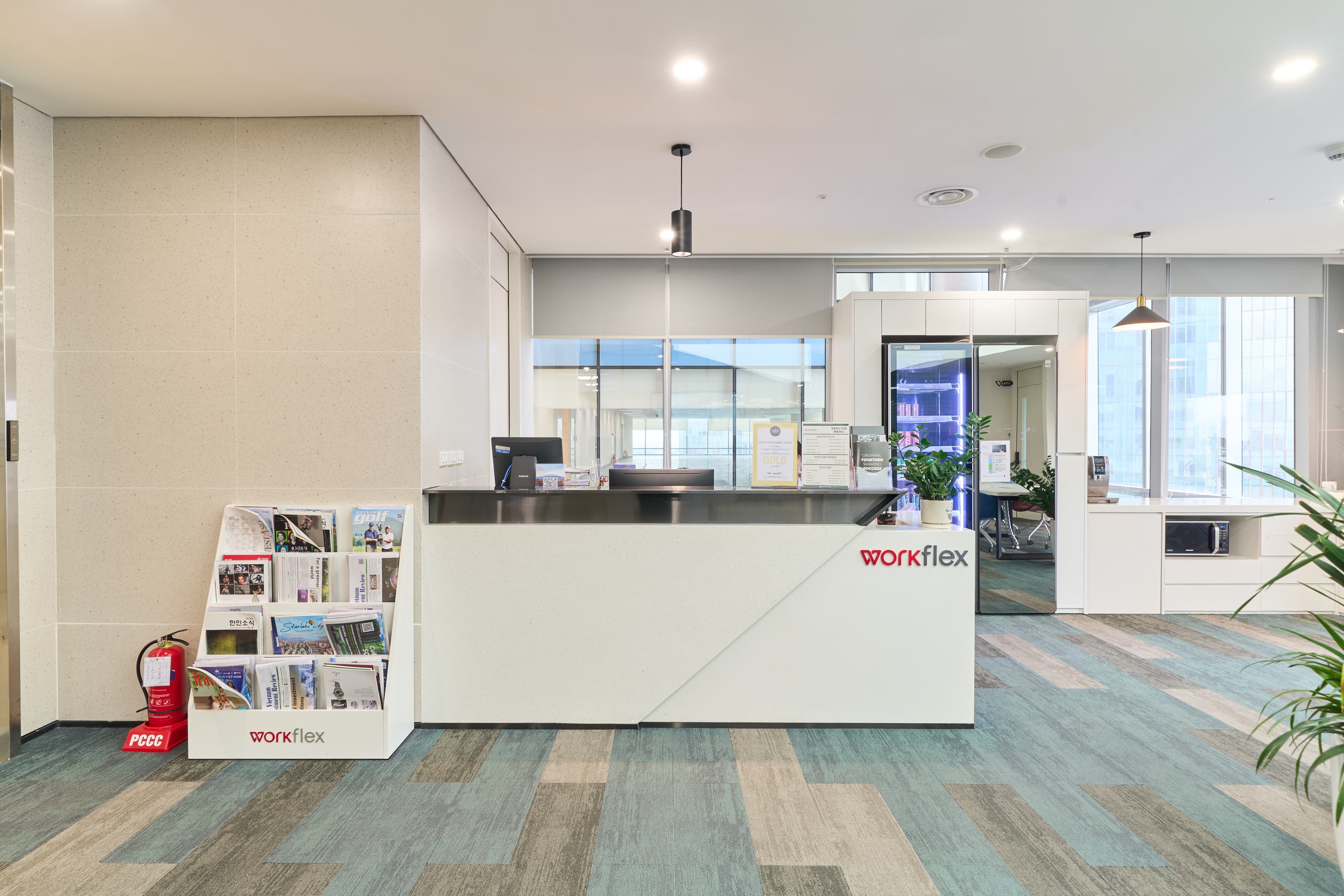 Receptionist