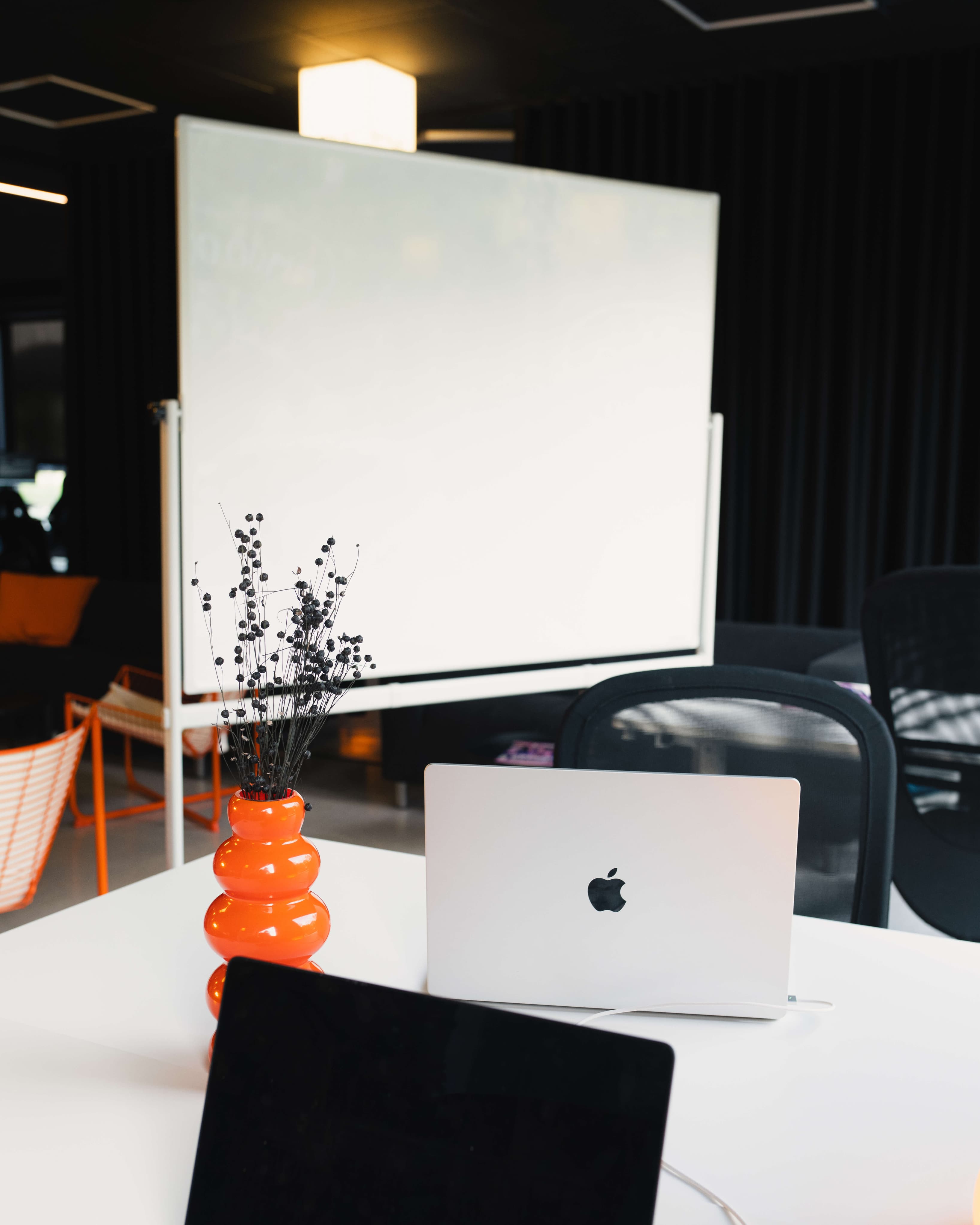 Whiteboard available for your meetings. Whiteboard available for your meetings.