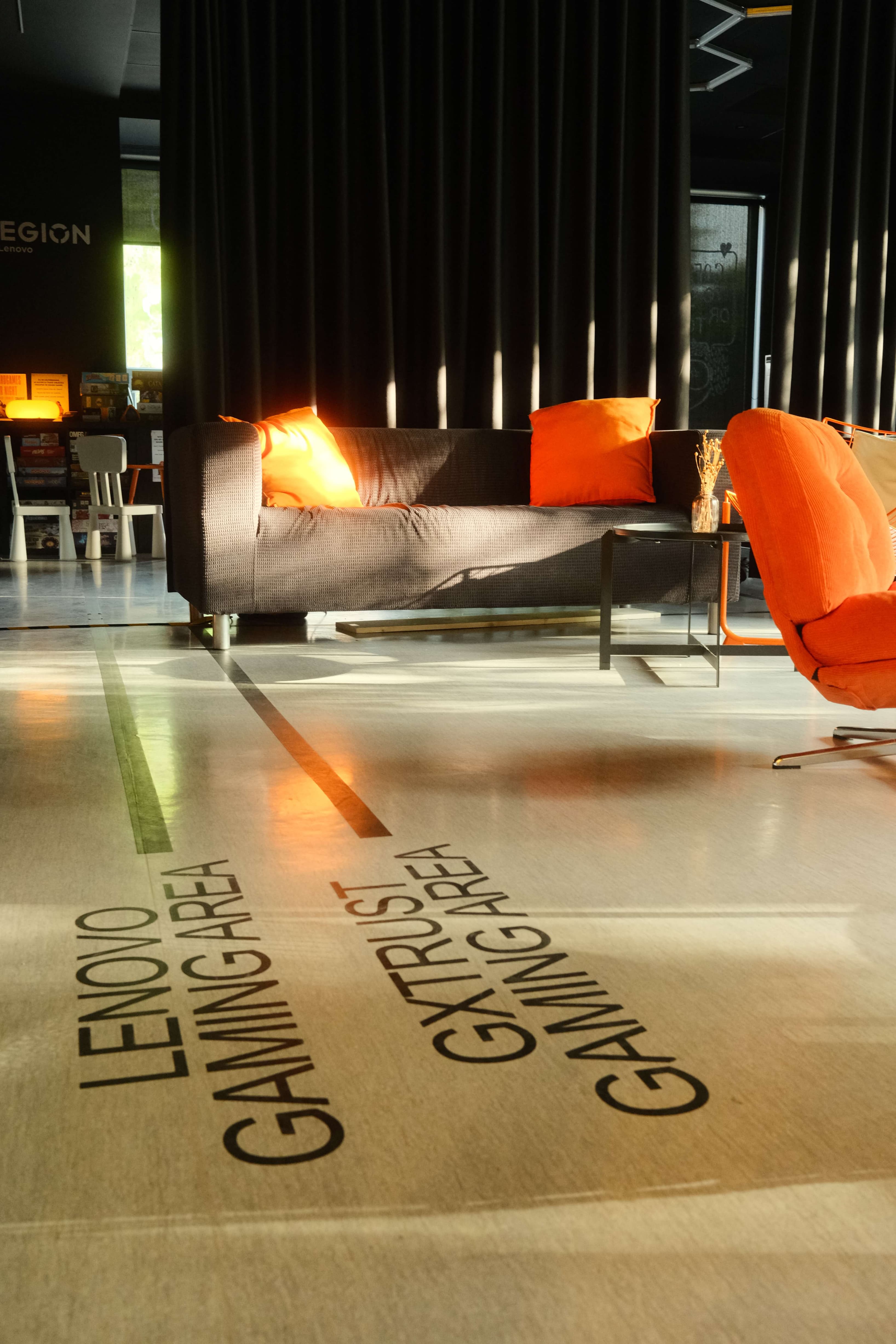 Gateway Flow Lounge